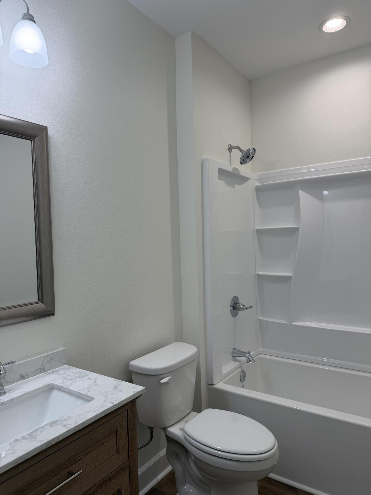 OAKWOOD HILLS UNIT 1 - Residential