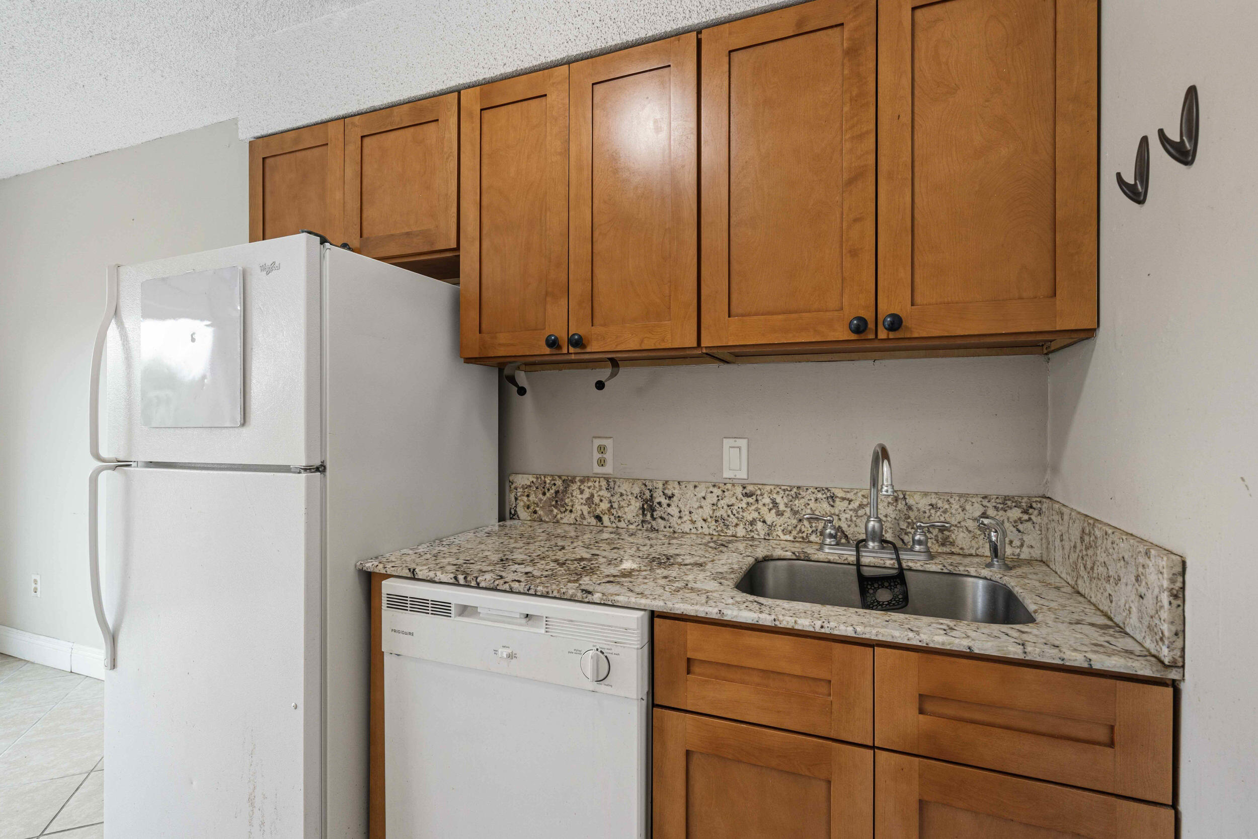PIER ONE CONDO - Residential