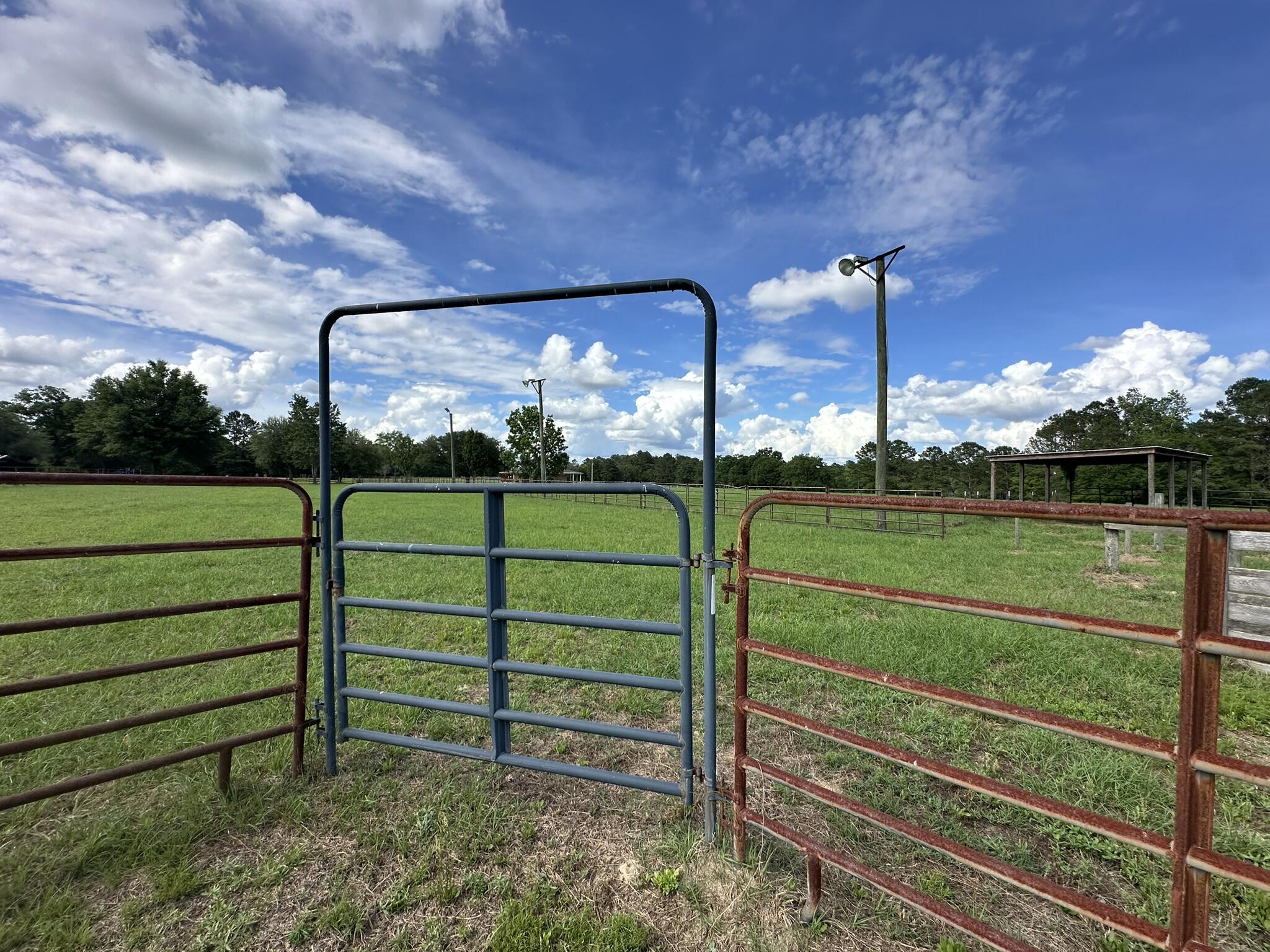 NO RECORDED SUBDIVISION - Residential