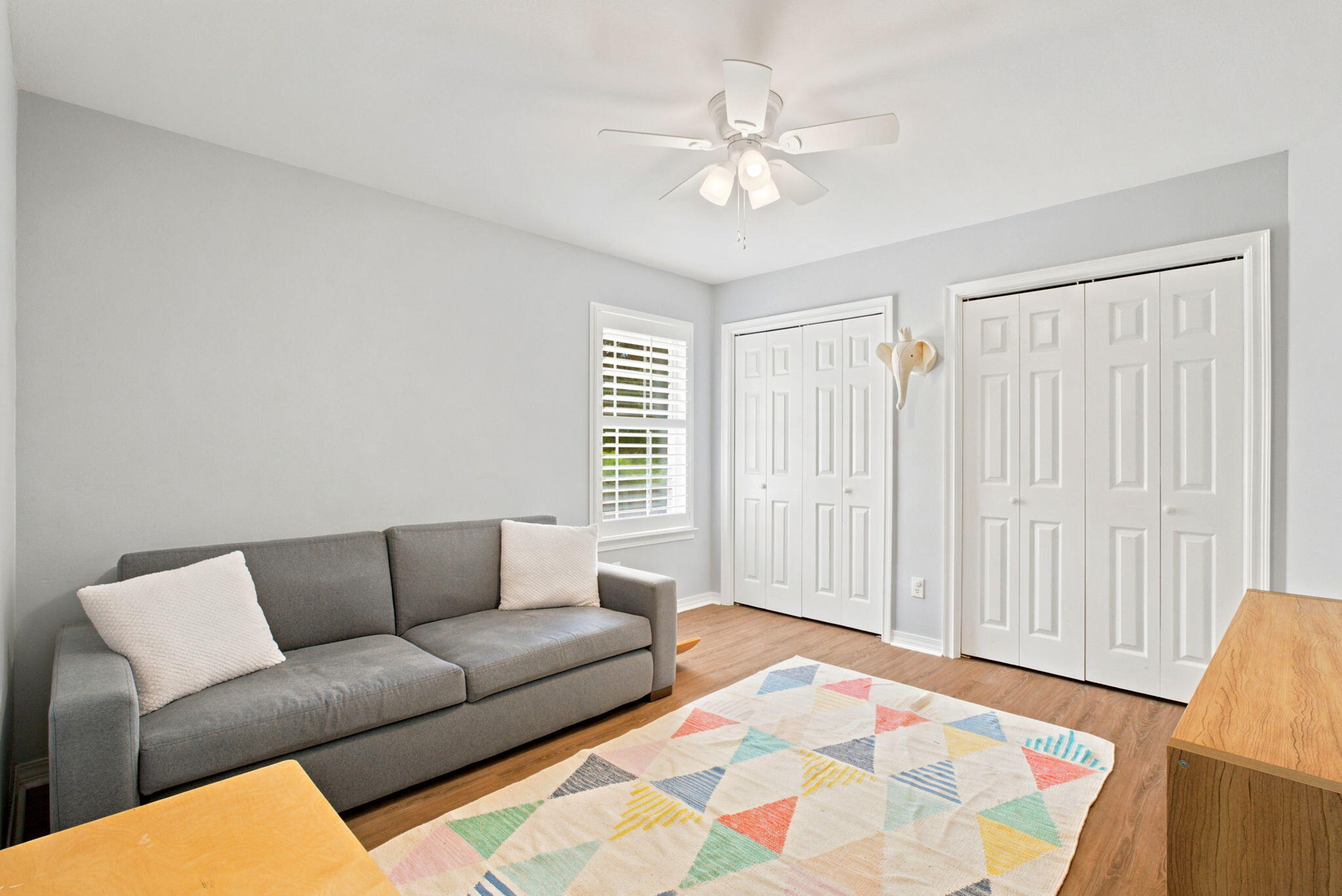 ROBLEDAL ESTATES - Residential