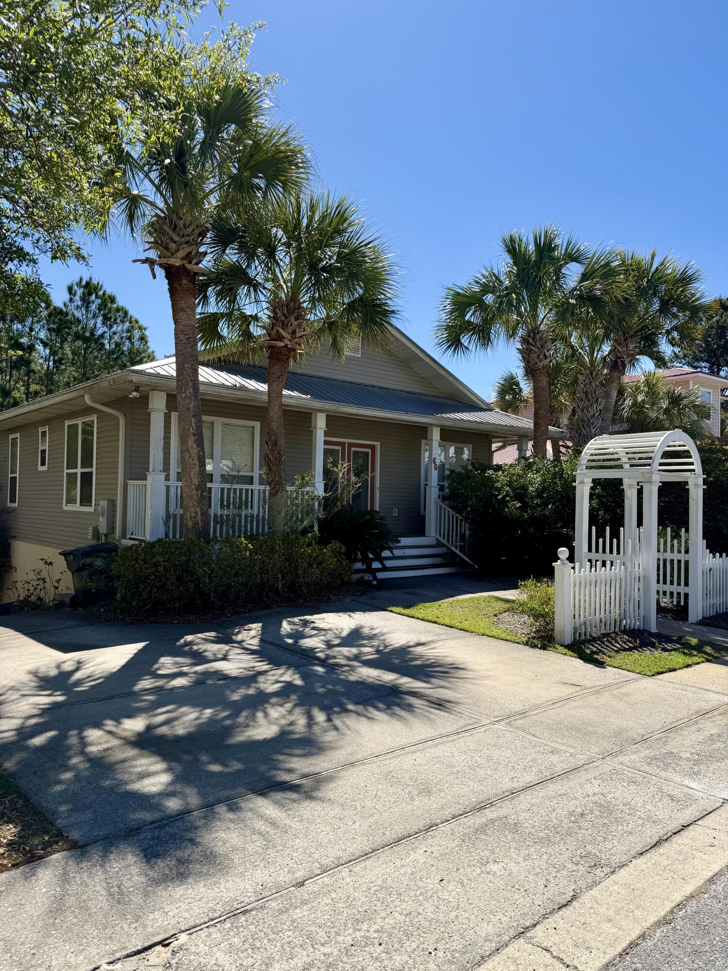 SEA DUNES - Residential