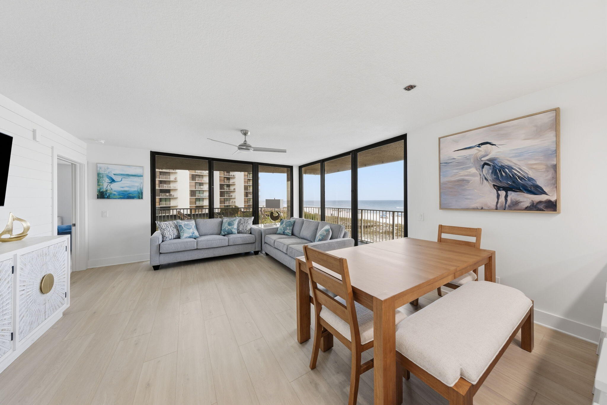 MAINSAIL CONDO PH 5 - Residential