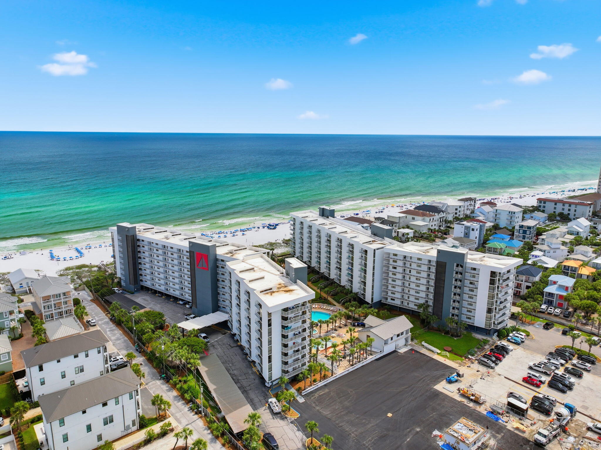 MAINSAIL CONDO PH 5 - Residential