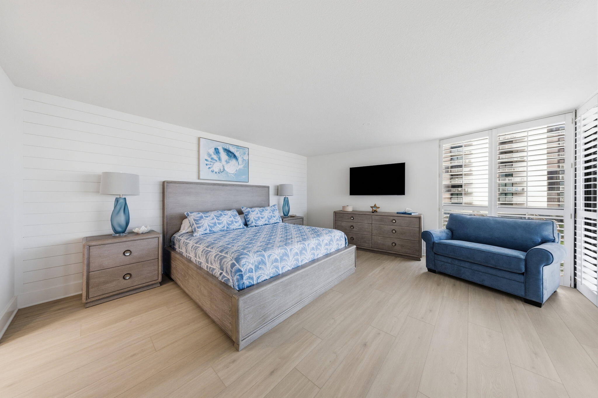 MAINSAIL CONDO PH 5 - Residential