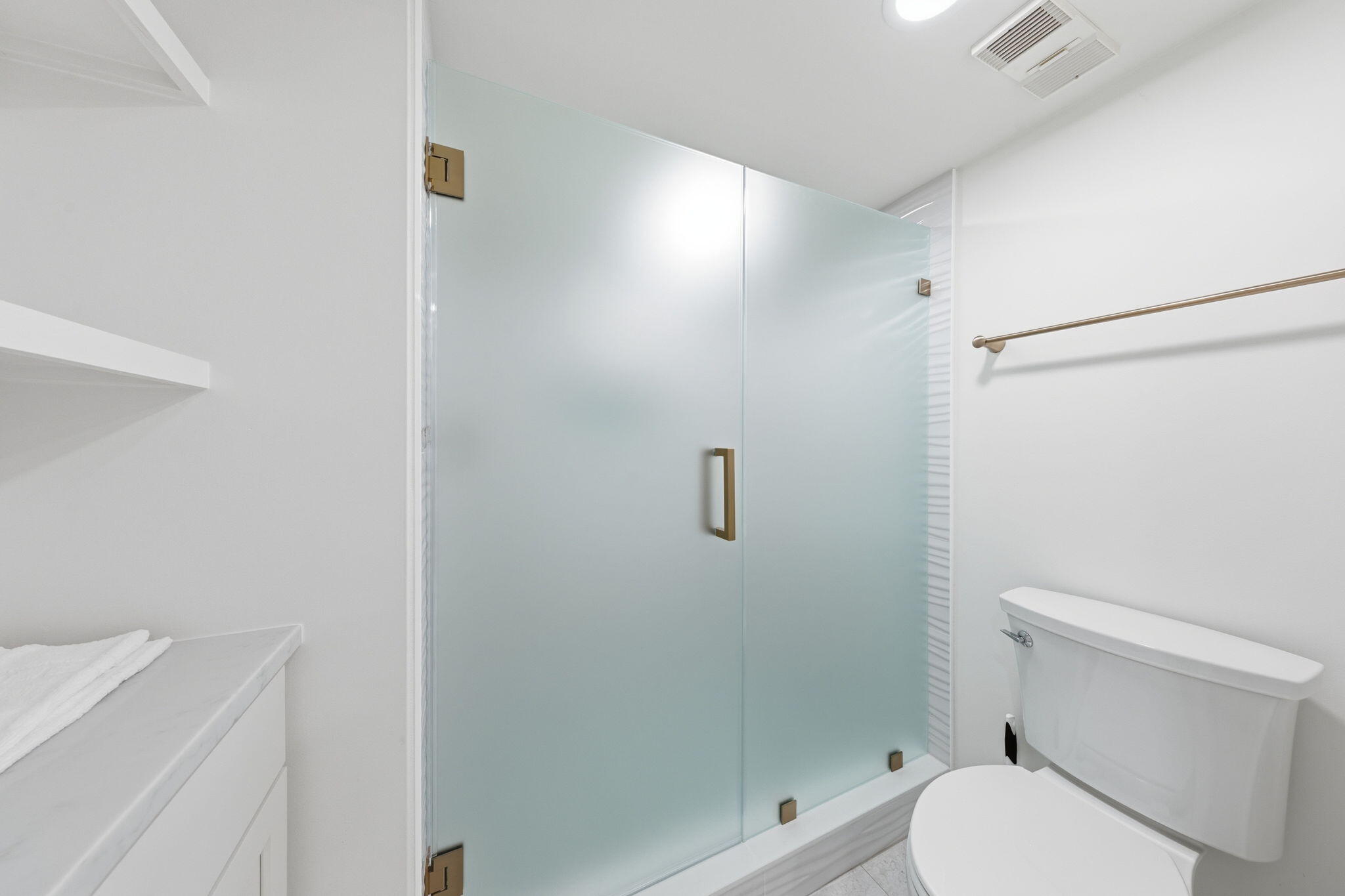 MAINSAIL CONDO PH 5 - Residential