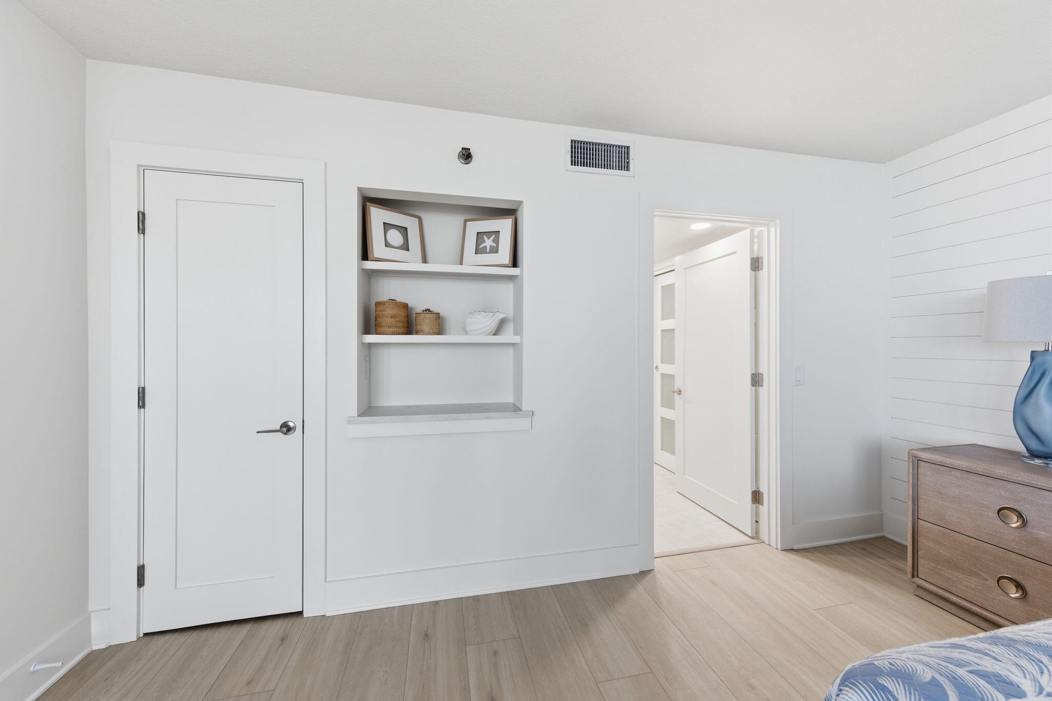 MAINSAIL CONDO PH 5 - Residential