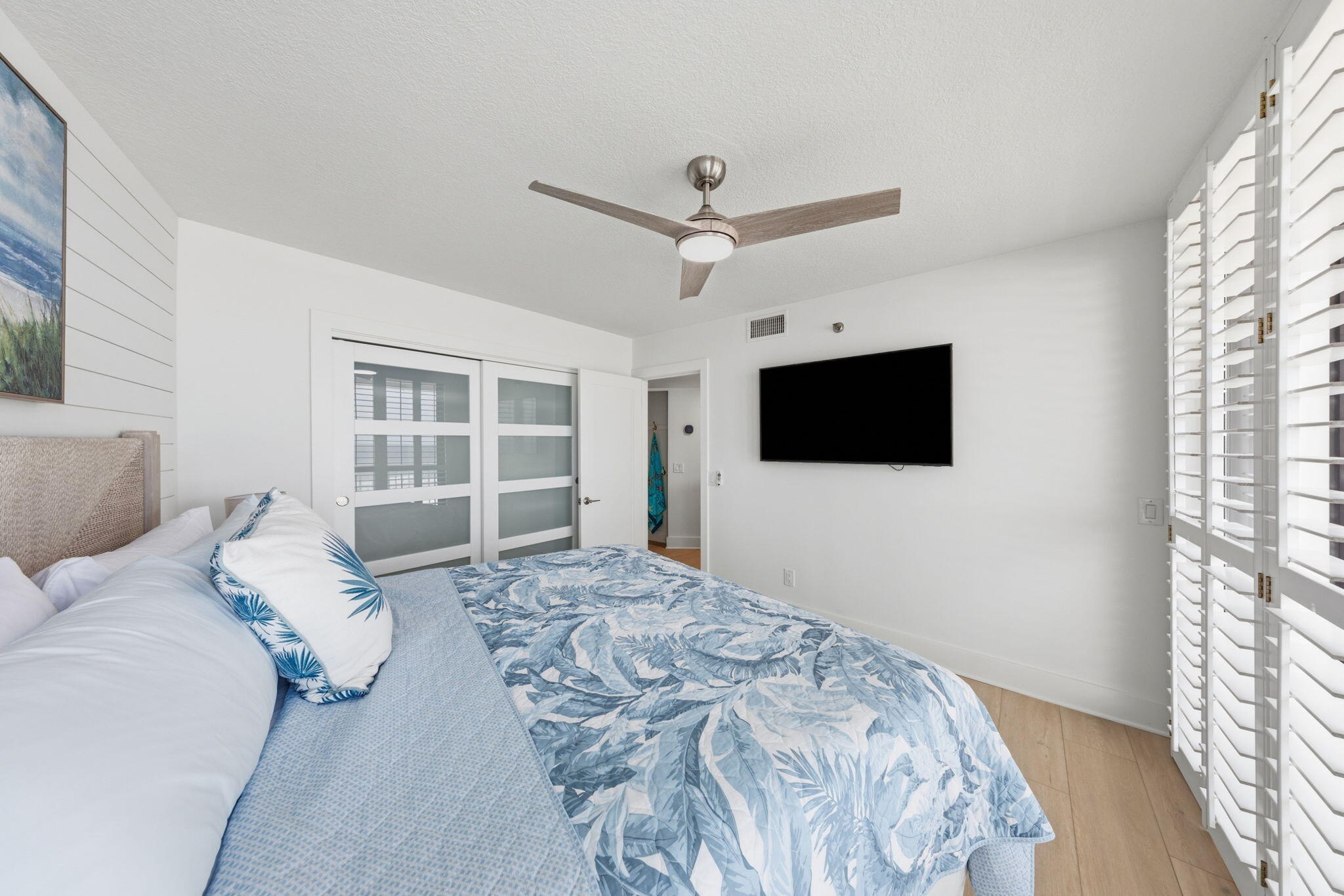 MAINSAIL CONDO PH 5 - Residential