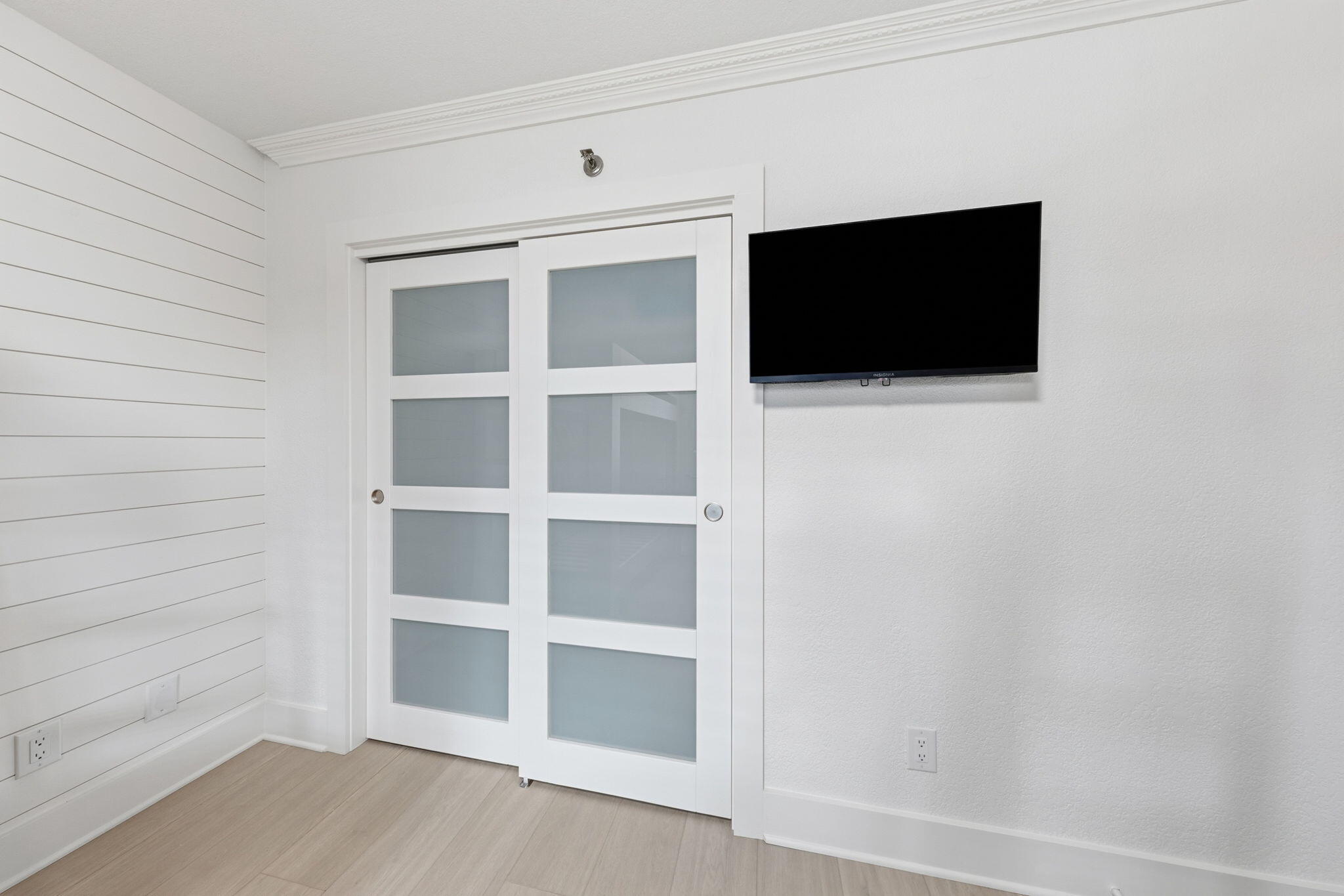 MAINSAIL CONDO PH 5 - Residential