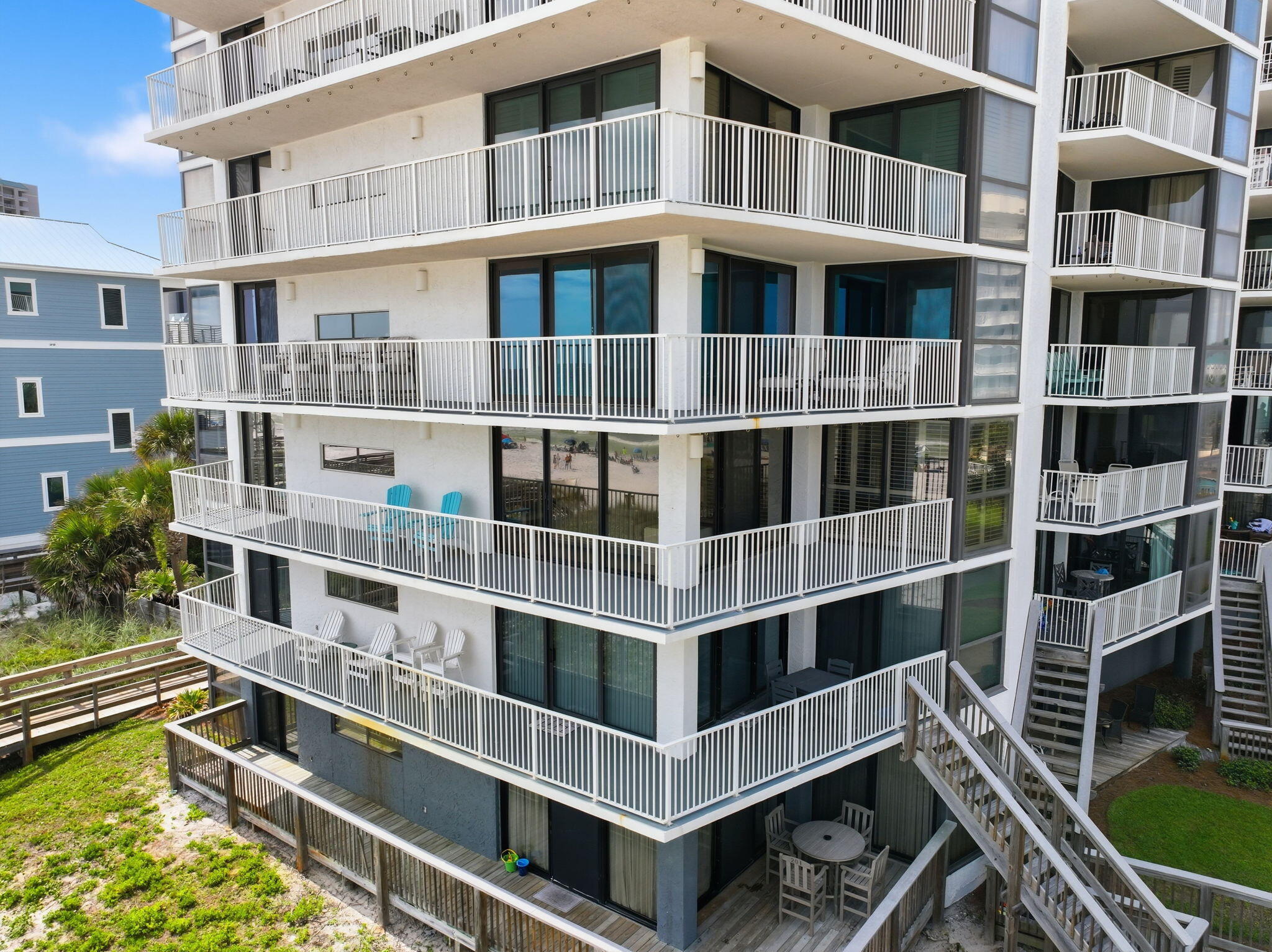 MAINSAIL CONDO PH 5 - Residential