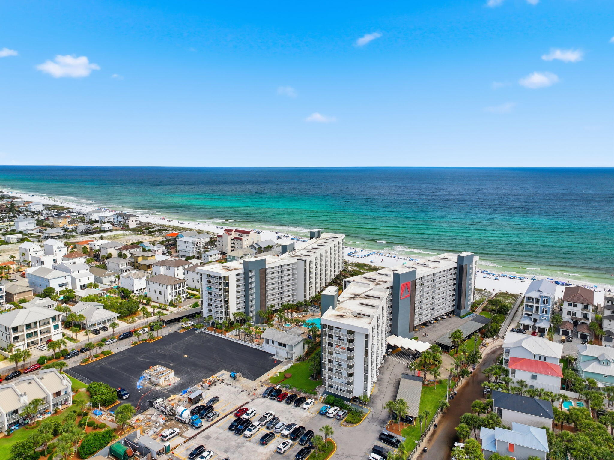 MAINSAIL CONDO PH 5 - Residential