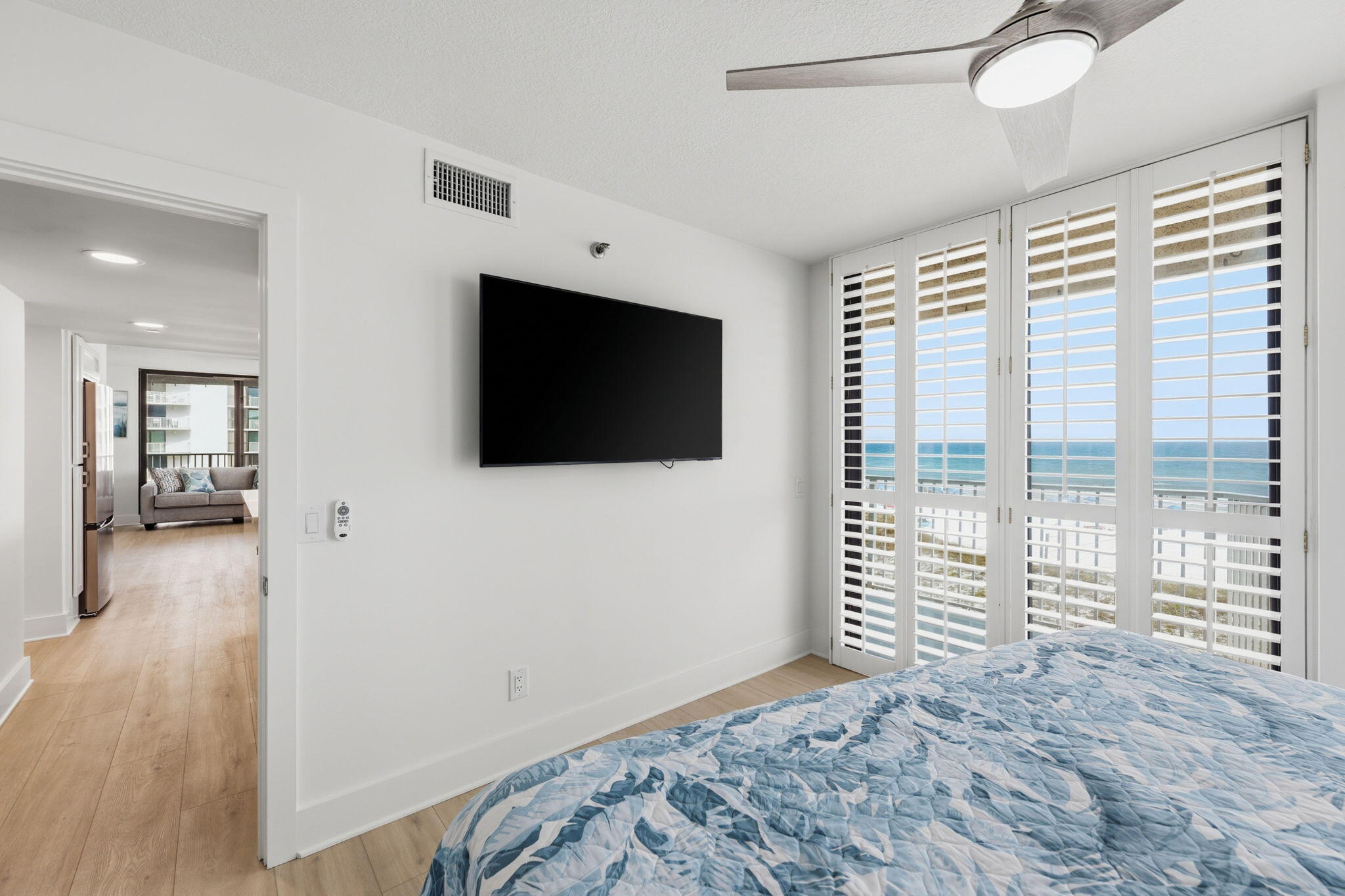 MAINSAIL CONDO PH 5 - Residential