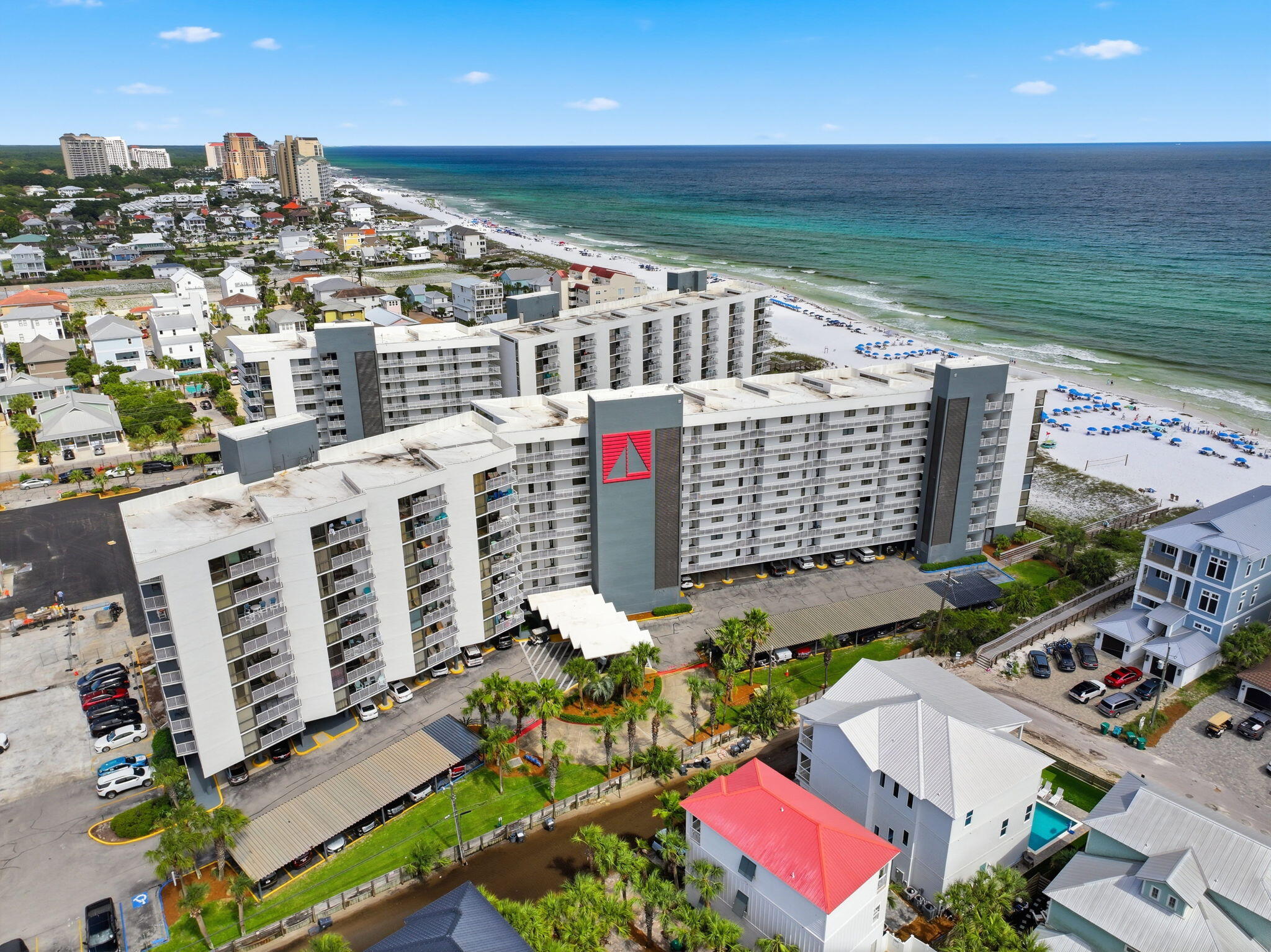 MAINSAIL CONDO PH 5 - Residential