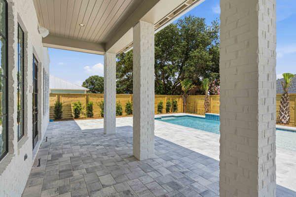 RIVIERA BEACH - Residential