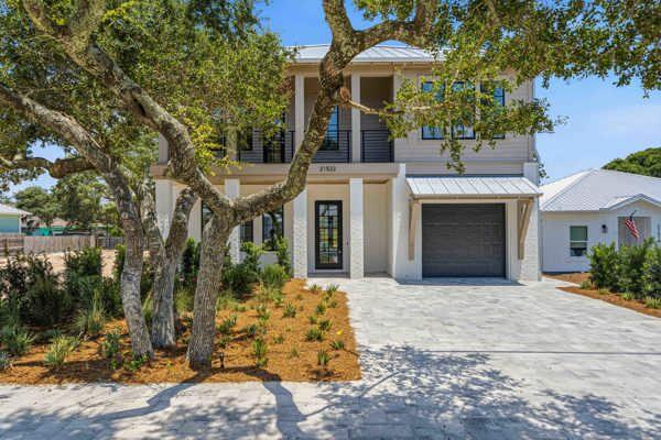 RIVIERA BEACH - Residential