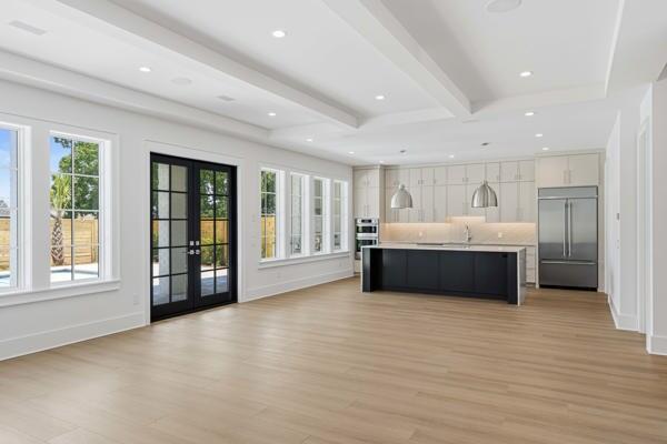 RIVIERA BEACH - Residential