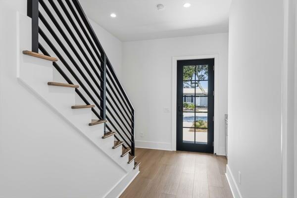 RIVIERA BEACH - Residential