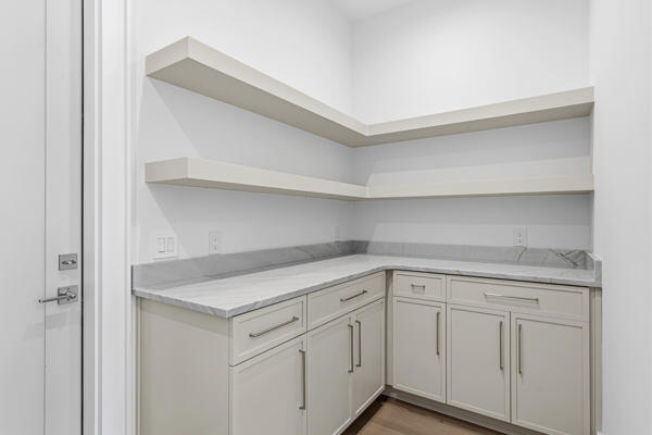 RIVIERA BEACH - Residential