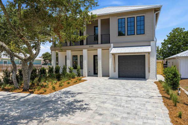 RIVIERA BEACH - Residential