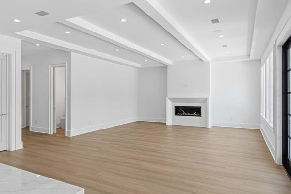 RIVIERA BEACH - Residential