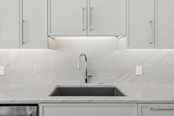 RIVIERA BEACH - Residential