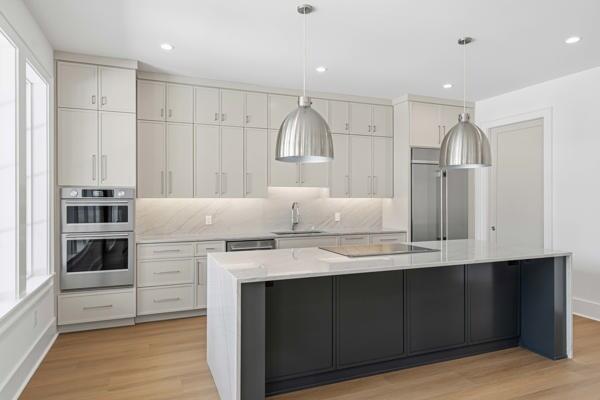 RIVIERA BEACH - Residential