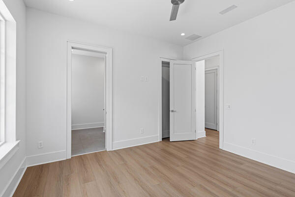 RIVIERA BEACH - Residential