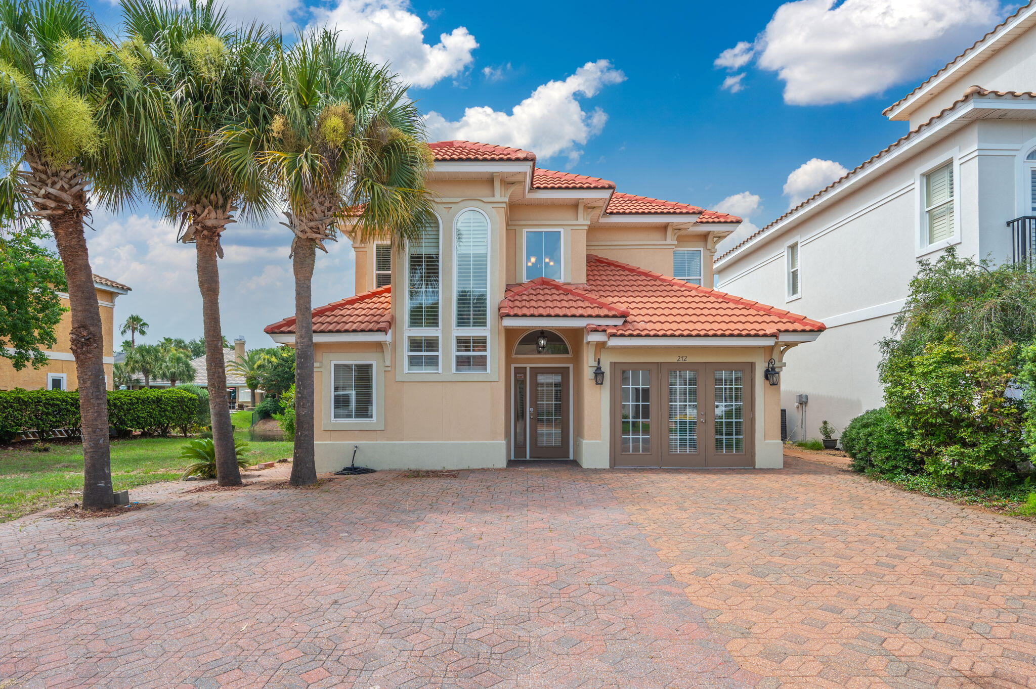 CALUSA BAY S/D - Residential Lease