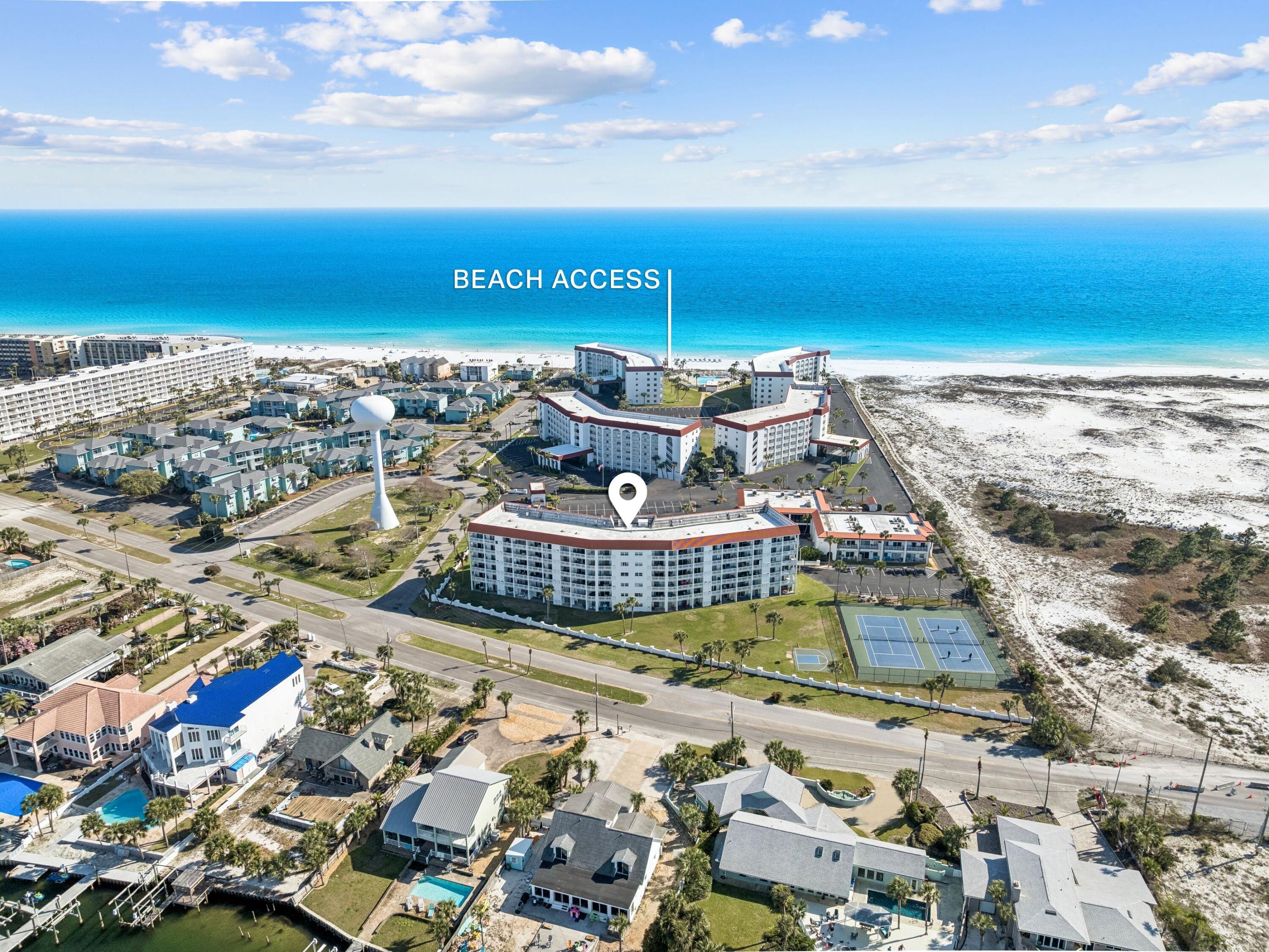 EL MATADOR CONDO - Residential