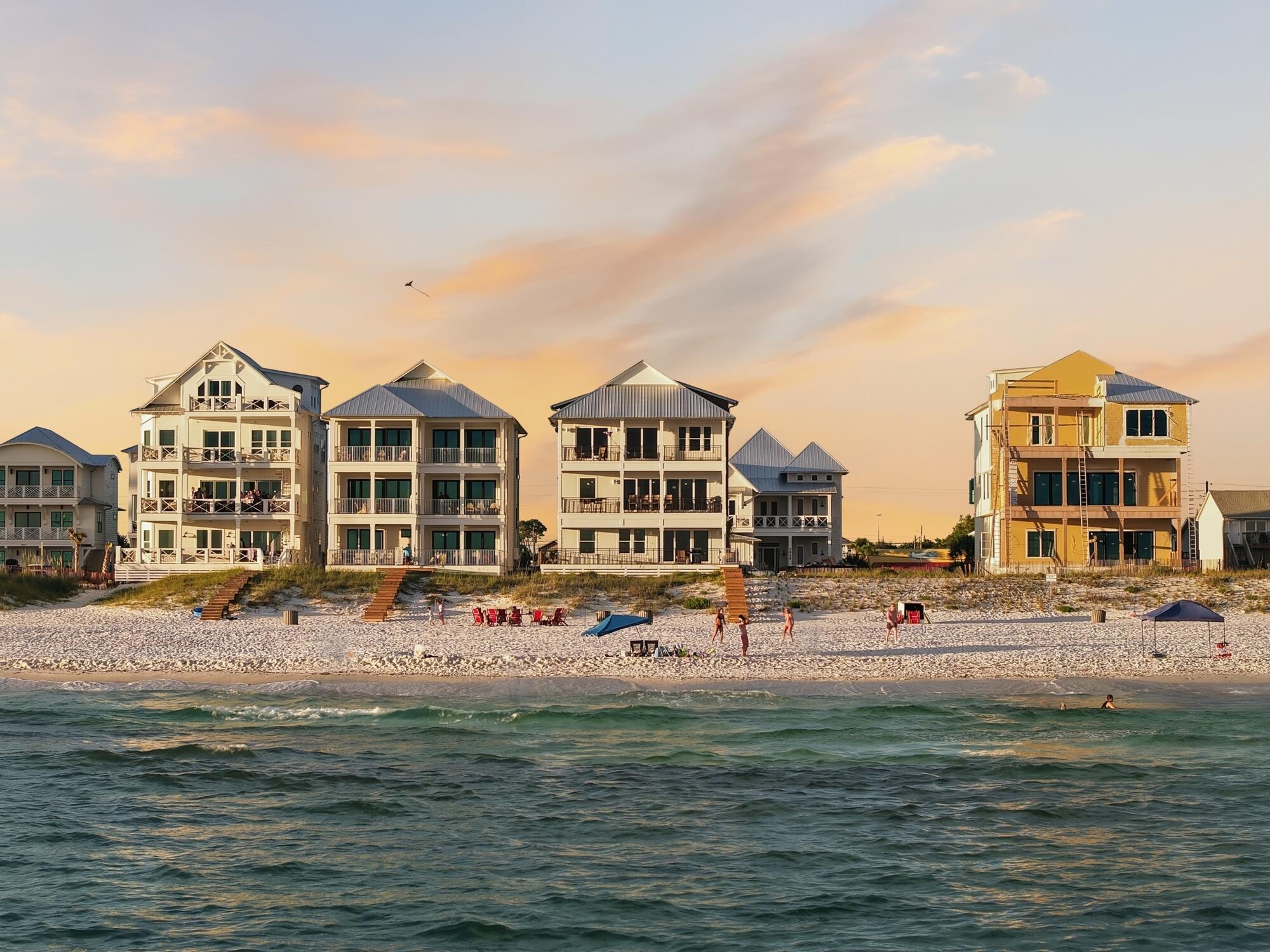 Hadley's Beach - Residential