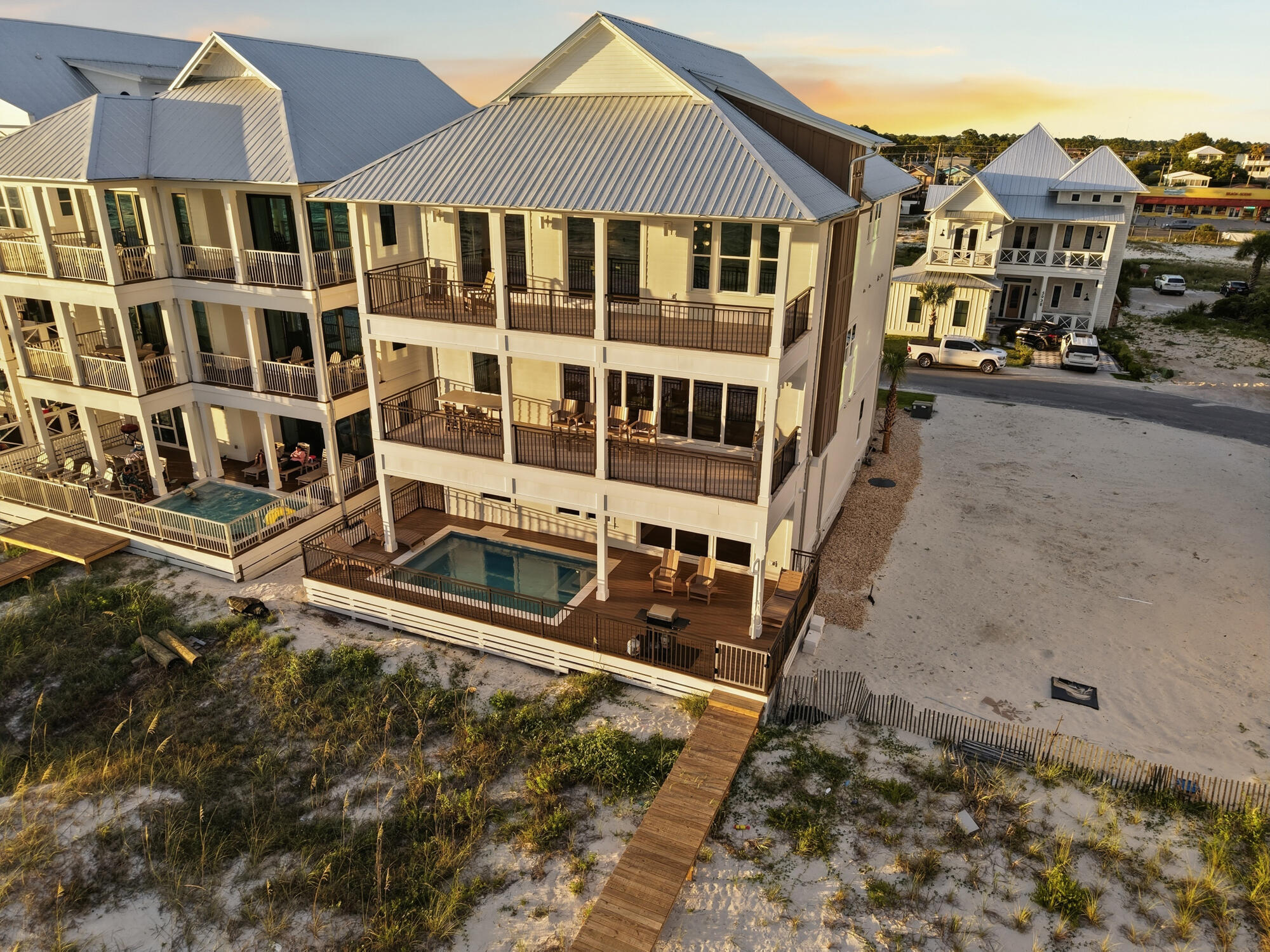 Hadley's Beach - Residential