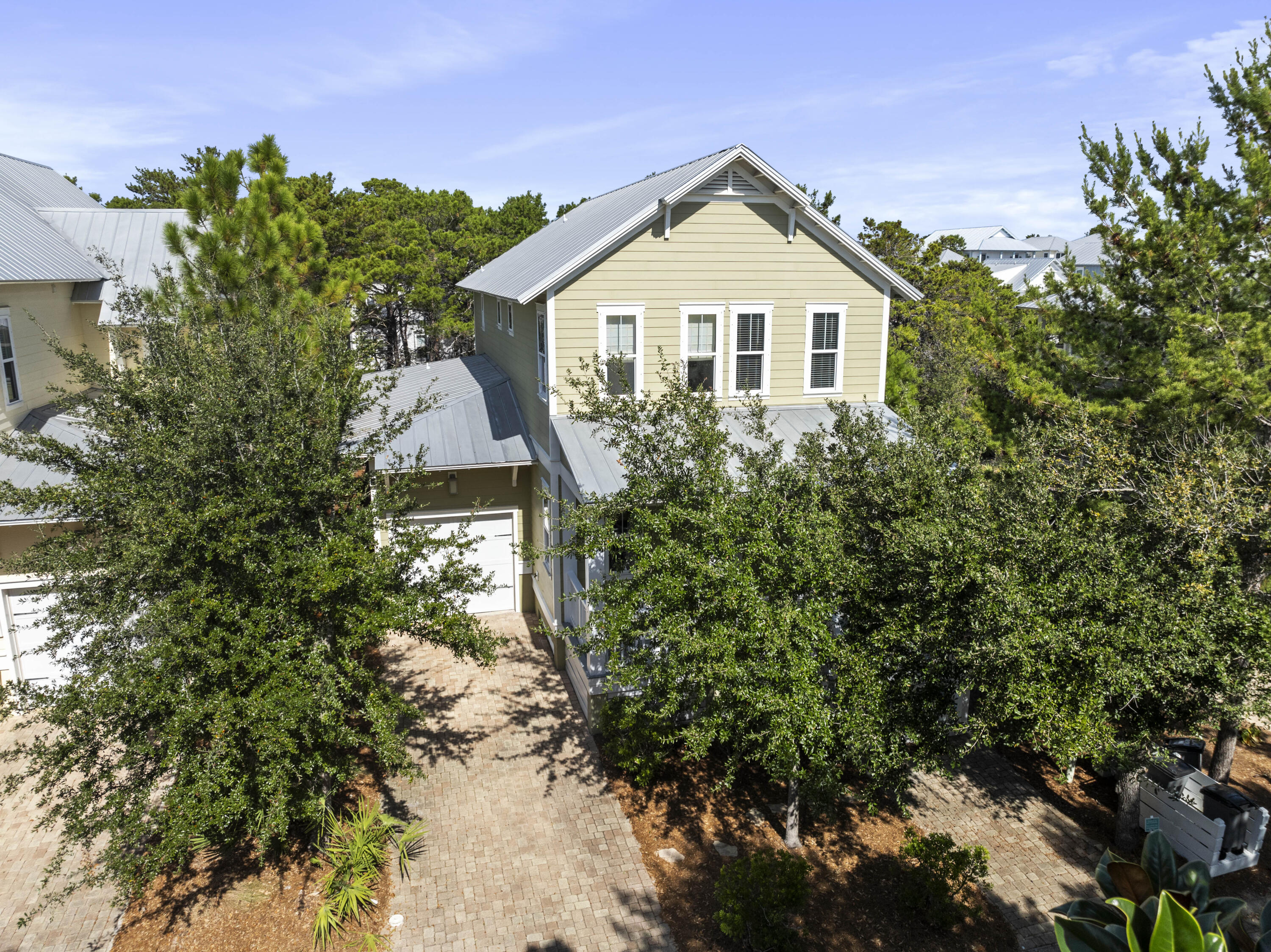 HIGHLAND PARKS - Residential