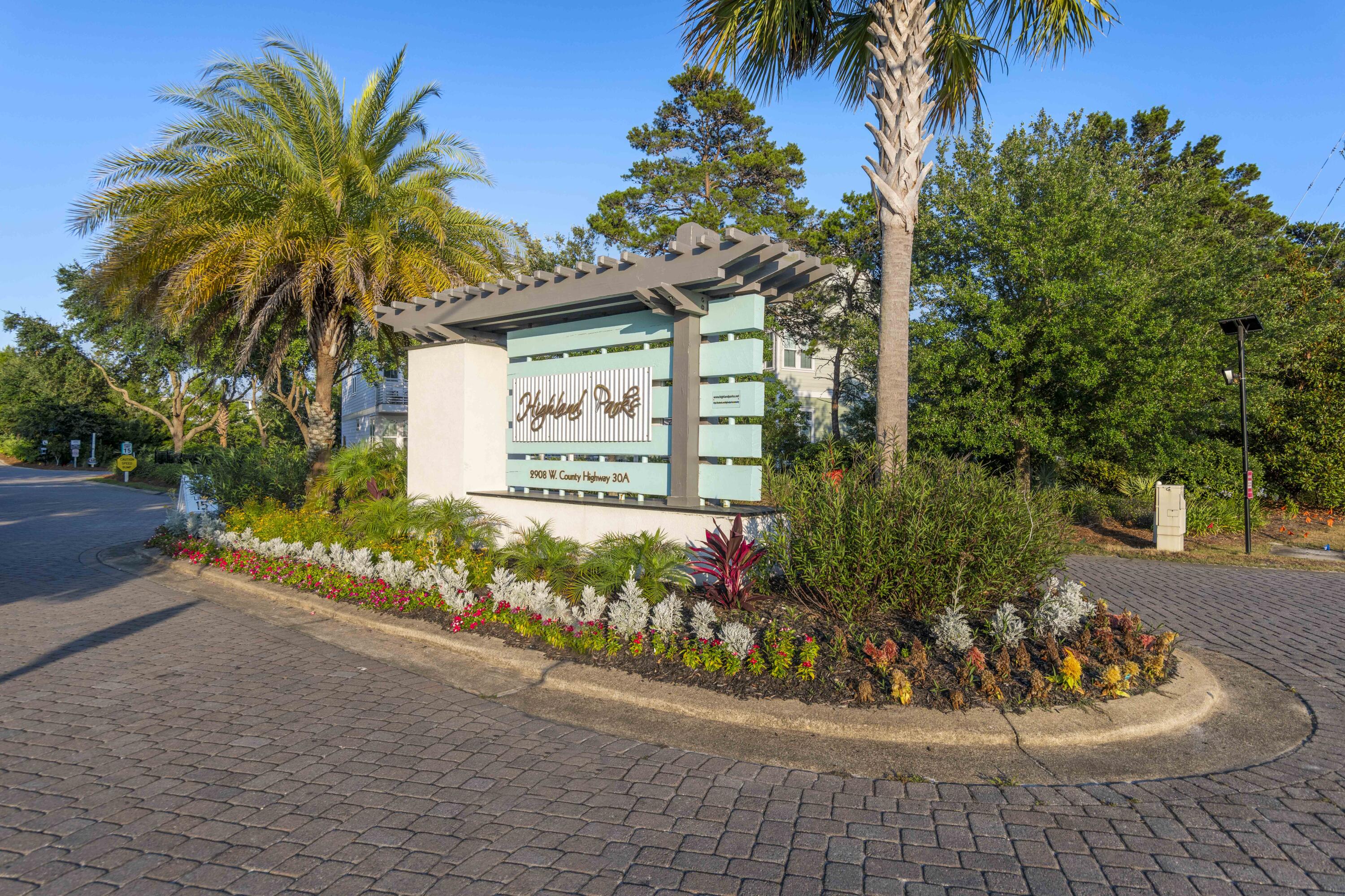 HIGHLAND PARKS - Residential
