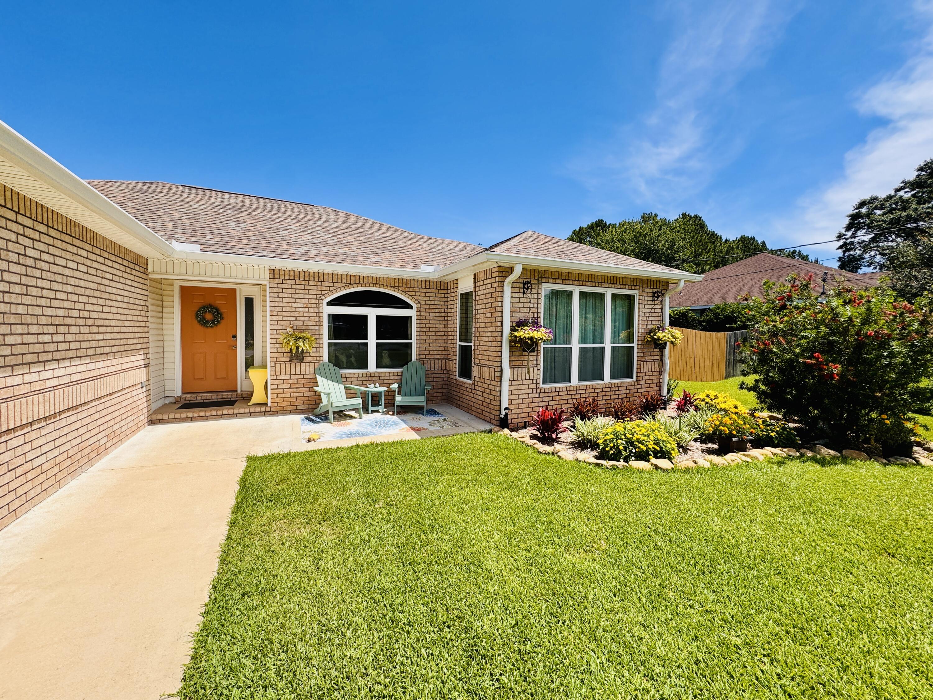 HOLLEY BY THE SEA - Residential