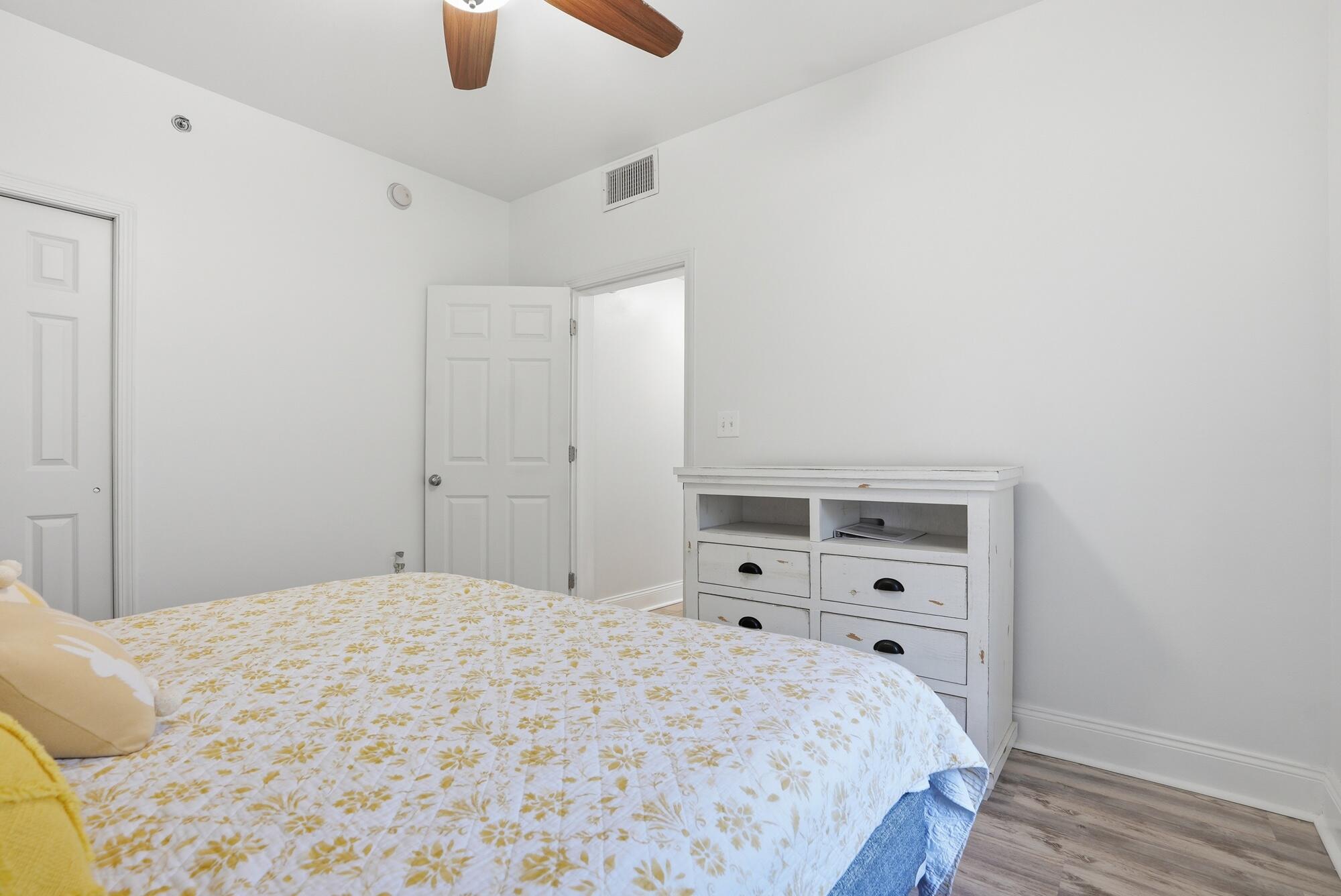 Laketown Wharf - Residential