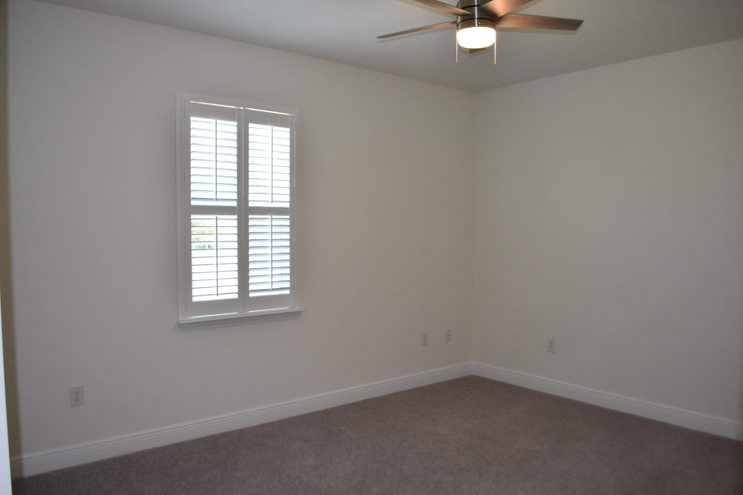 HAMMOCK BAY - Residential Lease