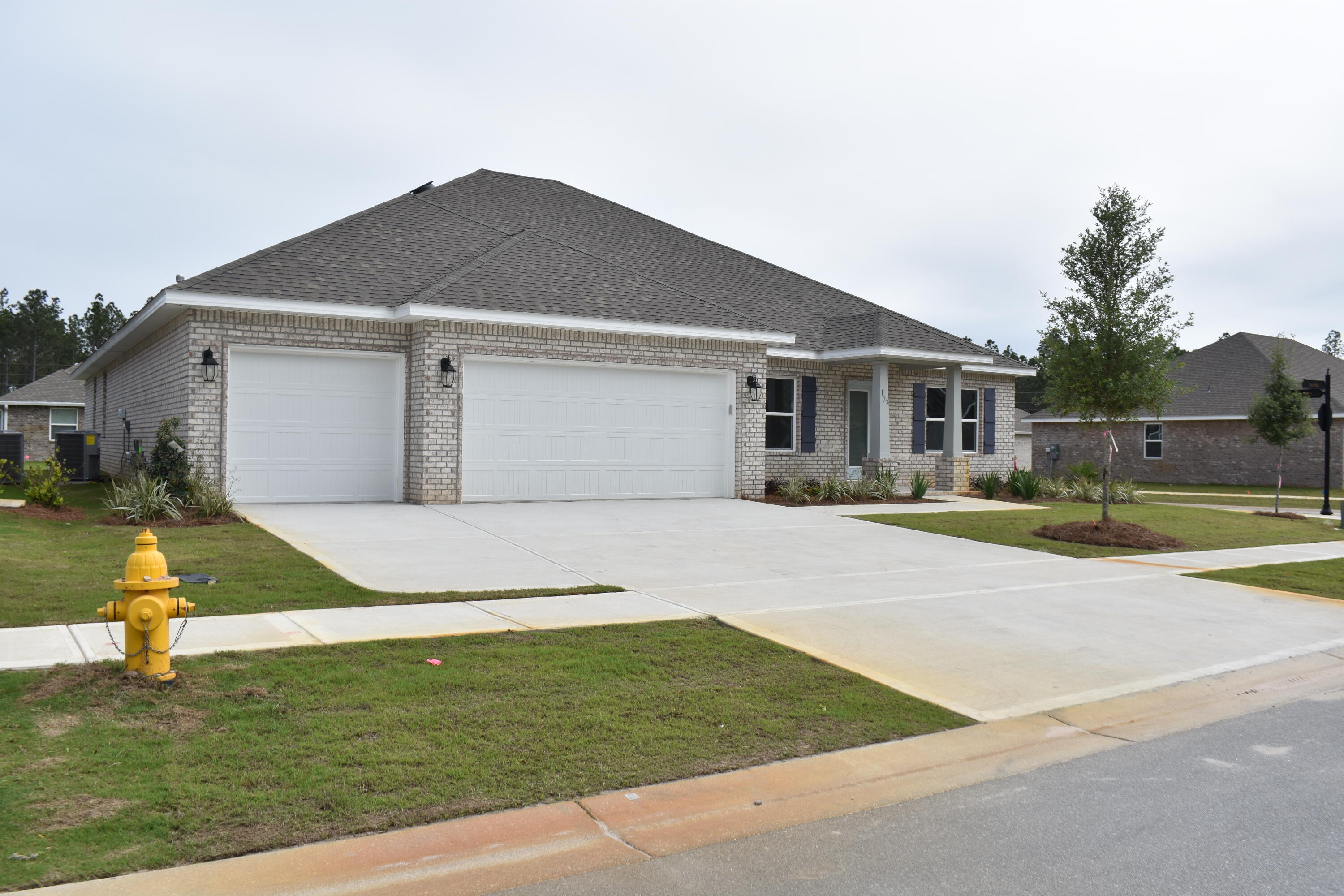 Eden Model in Parkview at Hammock Bay. Hammock Bay has 3 community pools, large clubhouse, state of the art gym, tennis and pickle ball courts, and miles of walking and bike trails. The Eden offers  3  Bedroom 3 Bath home with a Split bedroom Plan. This Eden has upgraded Counters, Cabinets and Flooring. With Coffered Ceilings in Select rooms and a Tile master shower this 2600 square foot home should not disappoint.