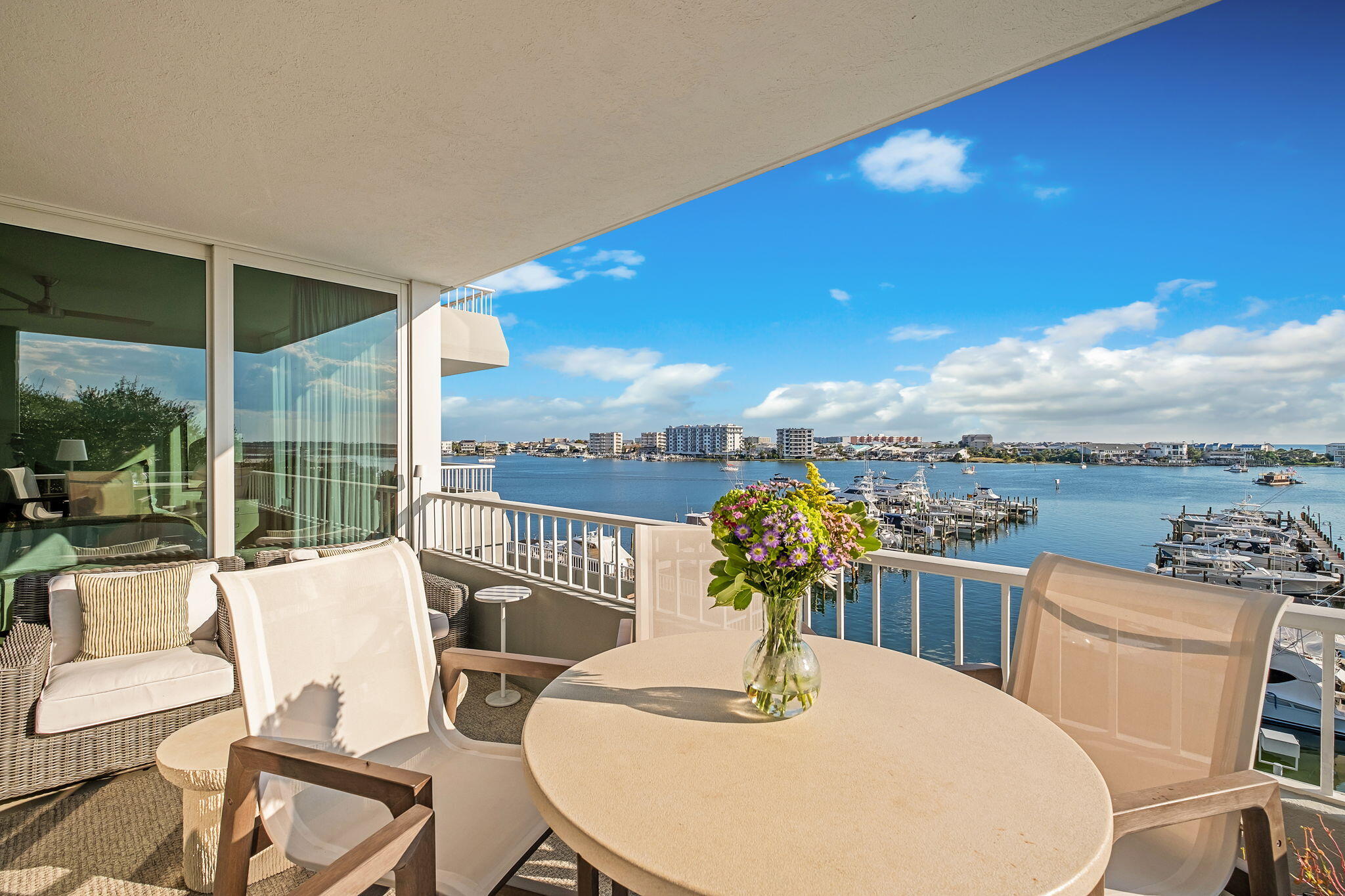 DESTIN YACHT CLUB - Residential