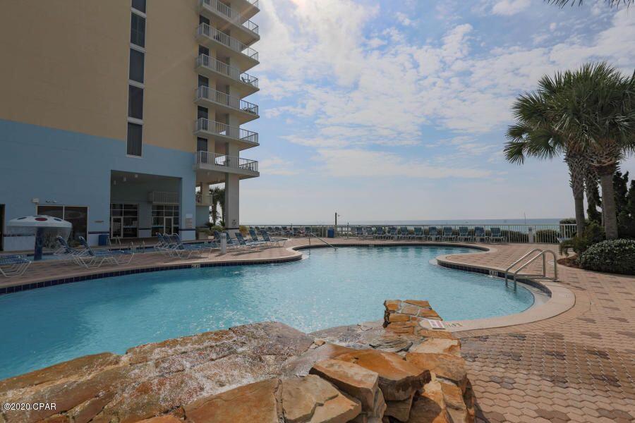 MAJESTIC BEACH TOWERS I - Residential
