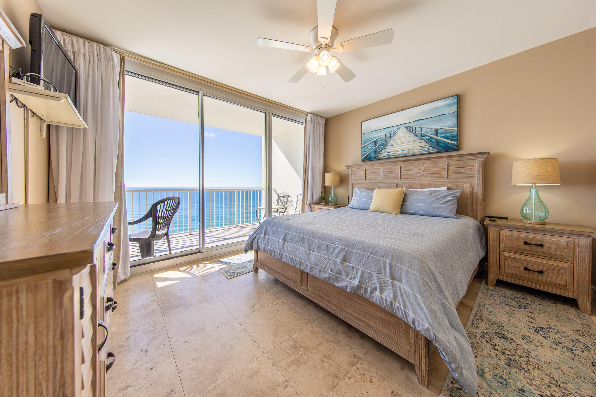 MAJESTIC BEACH TOWERS I - Residential
