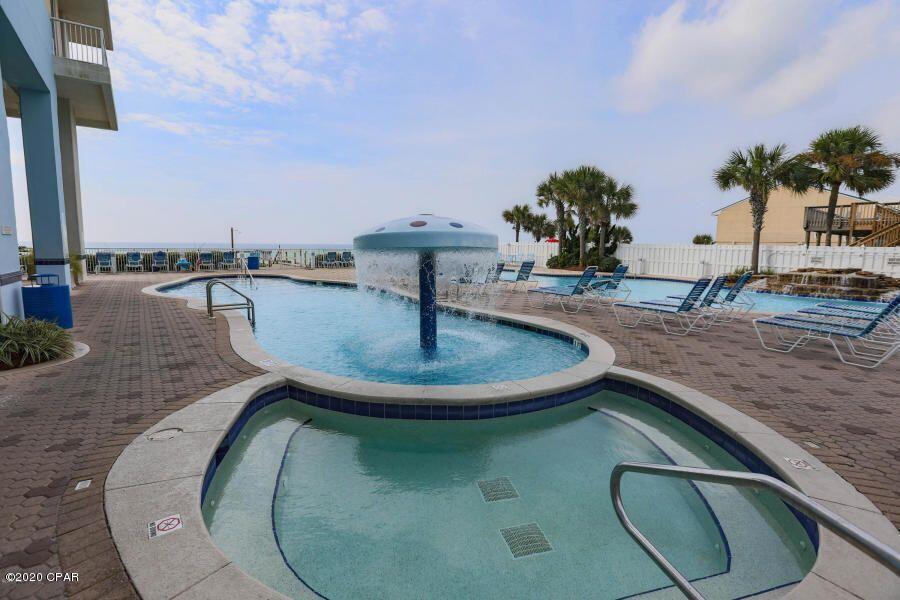 MAJESTIC BEACH TOWERS I - Residential