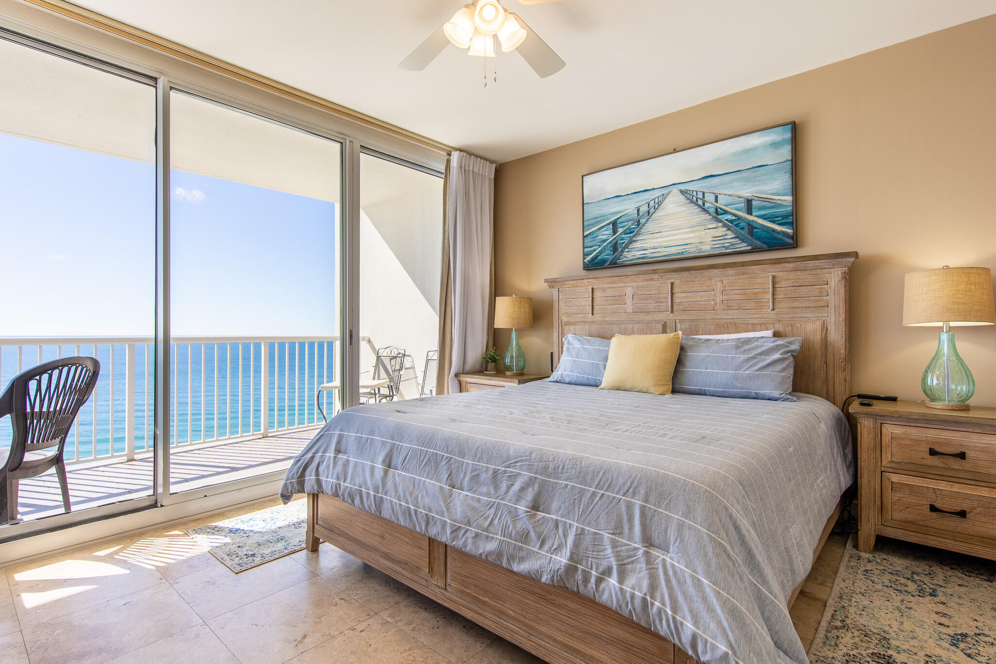 MAJESTIC BEACH TOWERS I - Residential