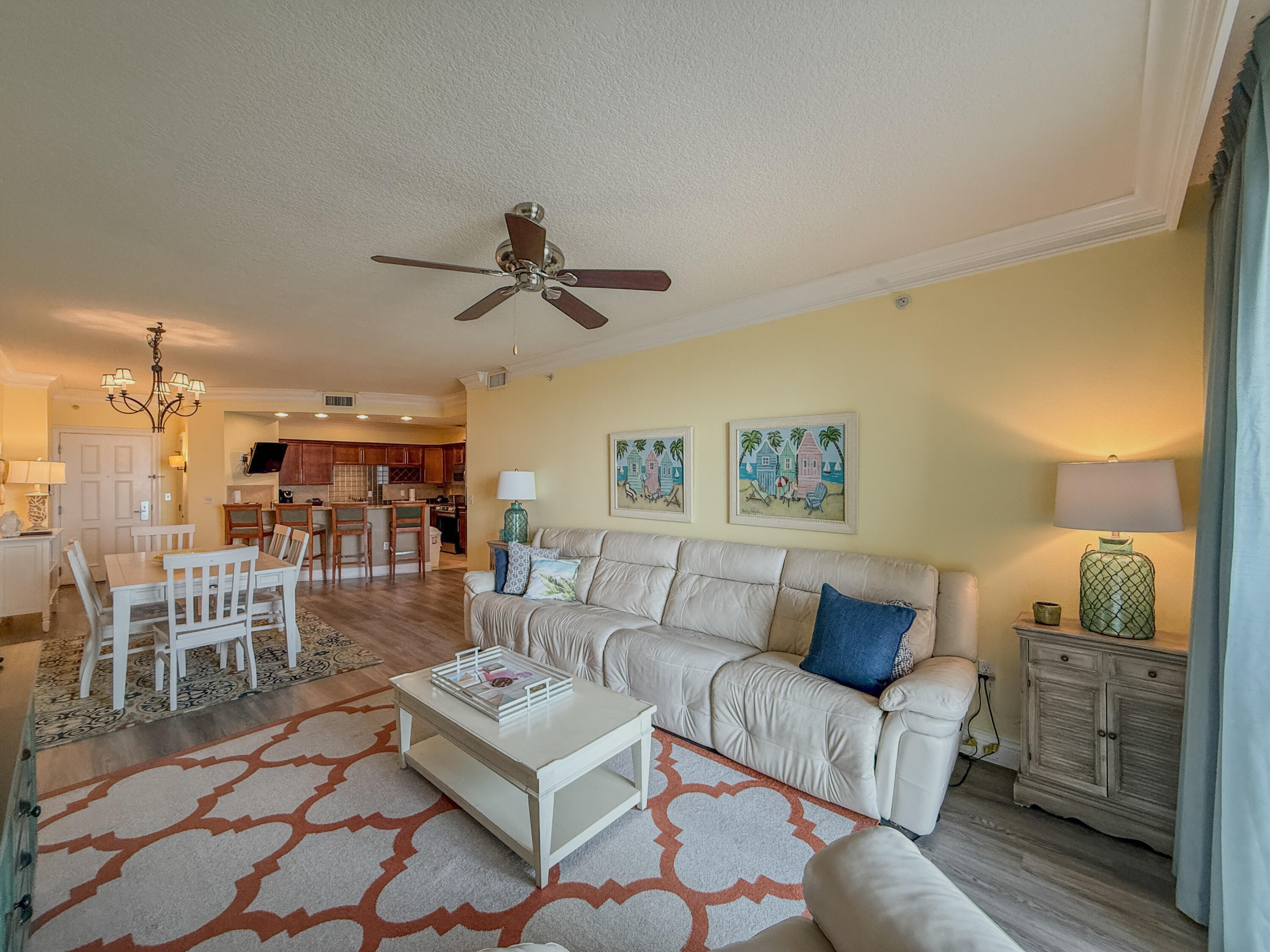 EMERALD GRANDE - Residential