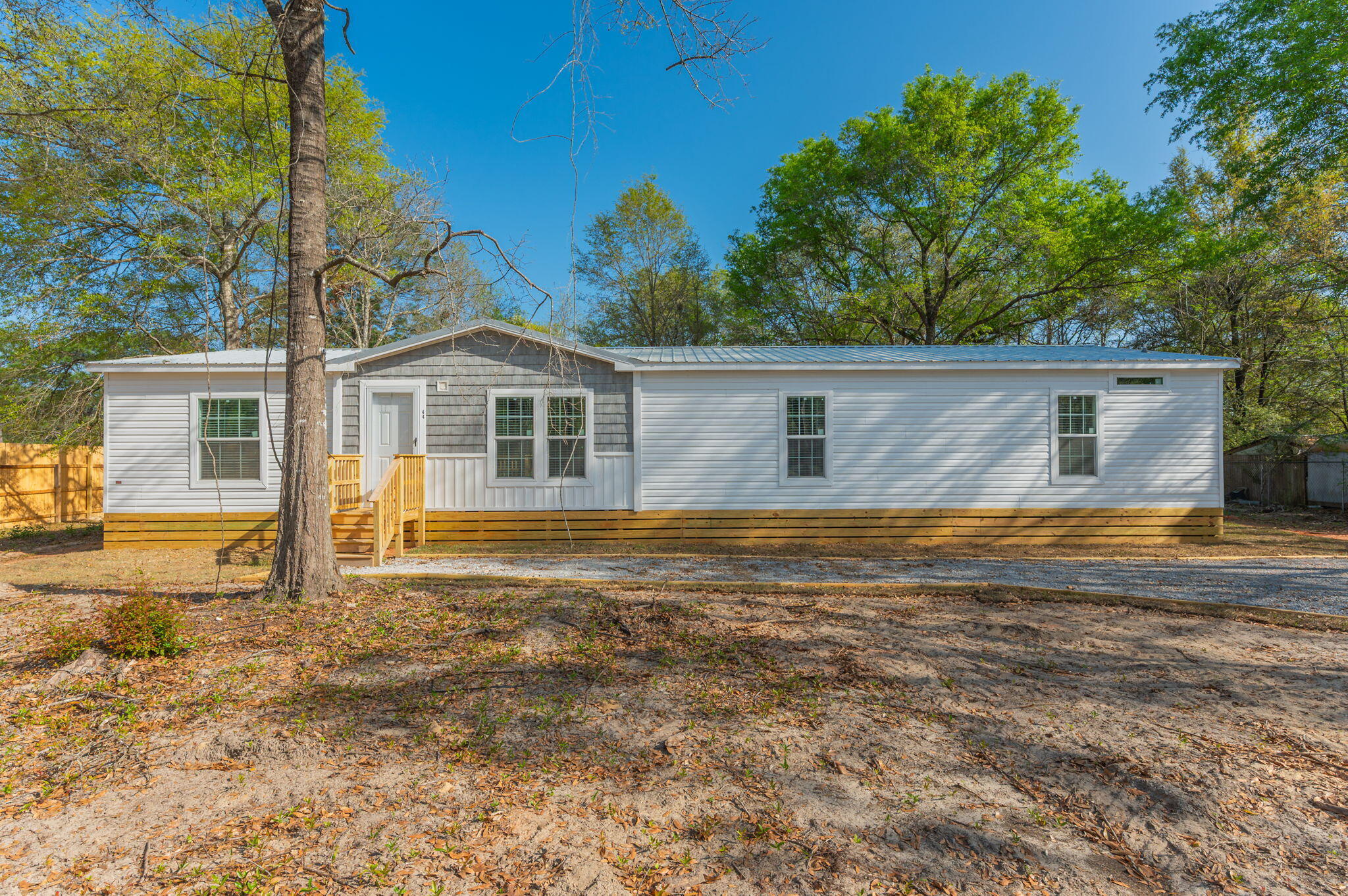 LAKE JUNIPER ESTATES UNIT 3 - Residential