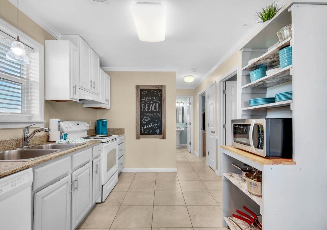 ST MARTIN BEACHWALK VILLAS - Residential