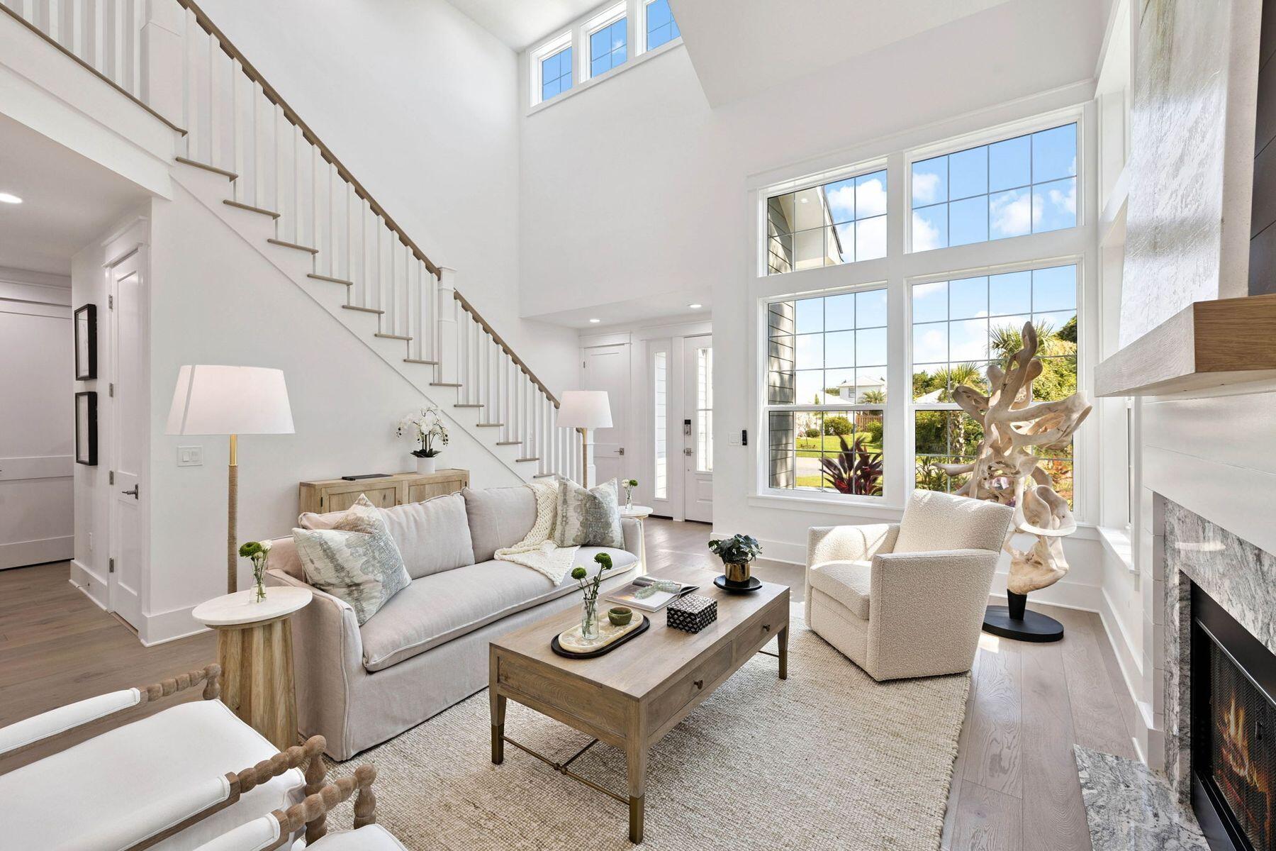 EAGLE BAY - Residential