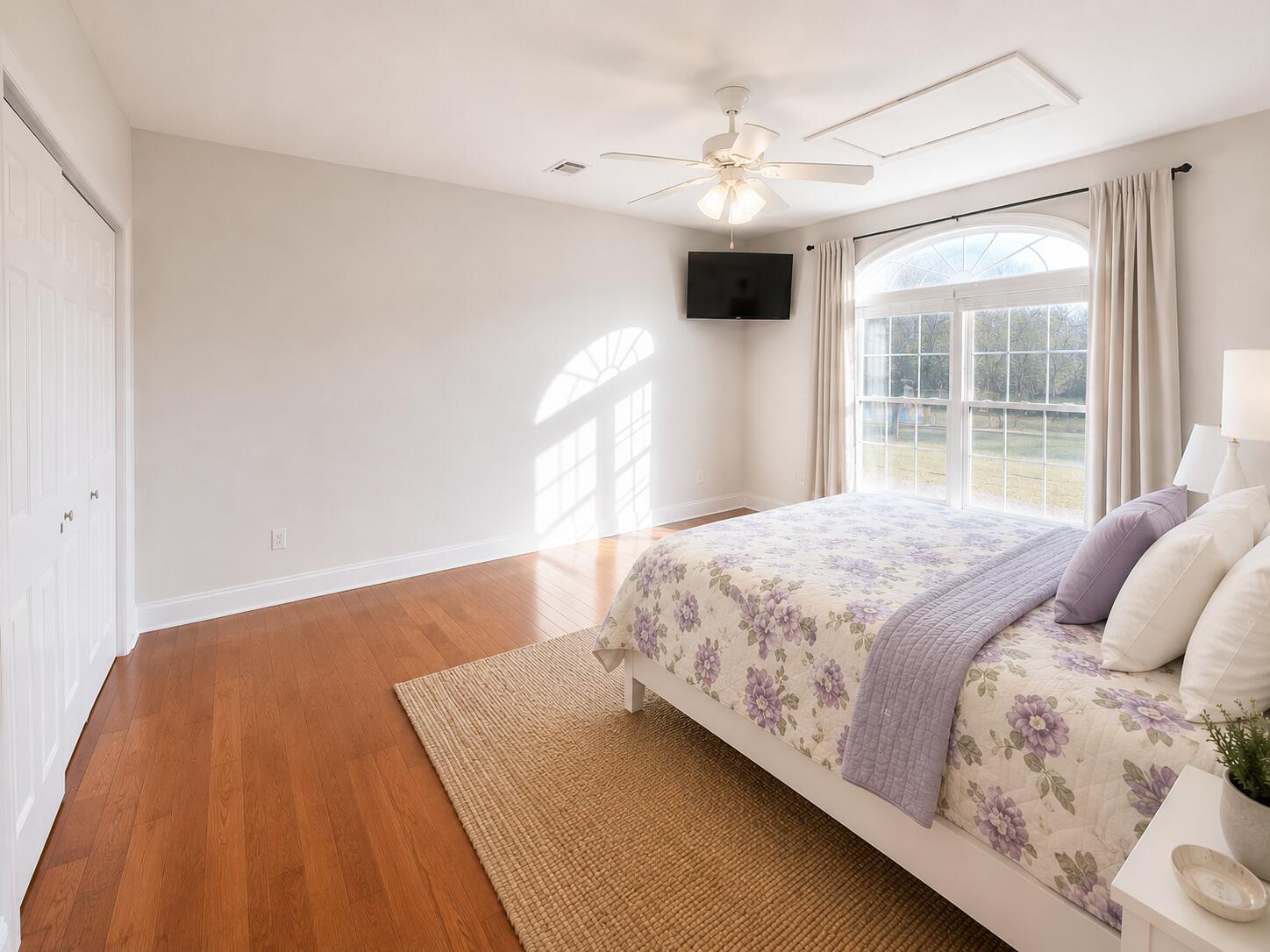 LAGRANGE SHORES - Residential
