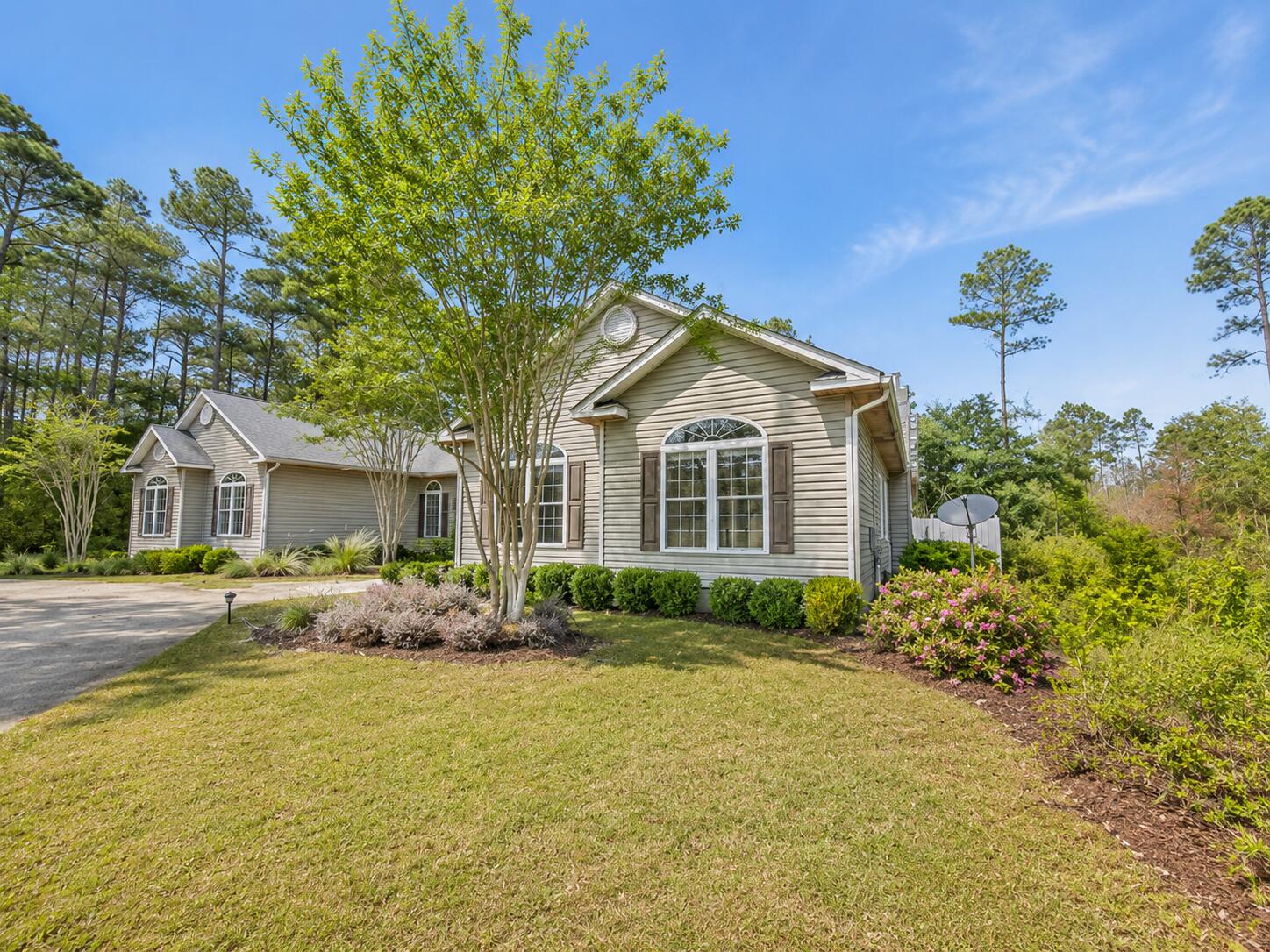 LAGRANGE SHORES - Residential