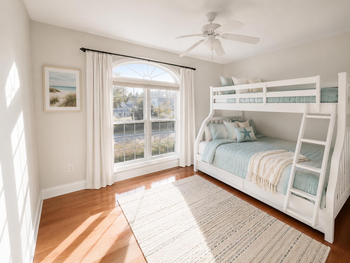LAGRANGE SHORES - Residential