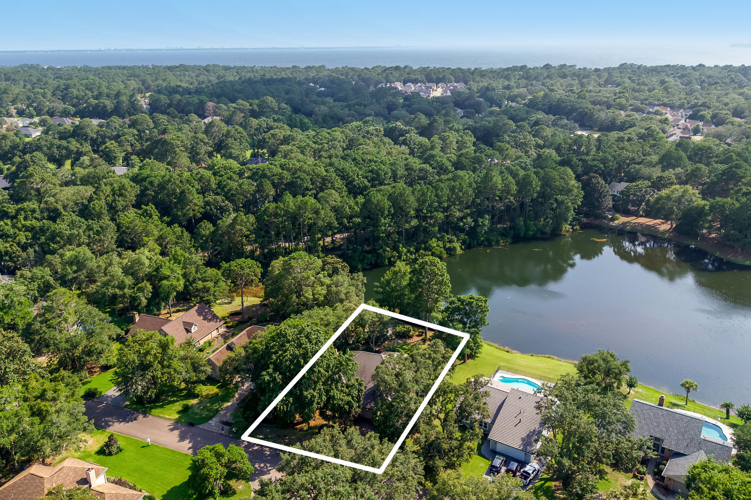 BLUEWATER BAY VILLAGE 1A - Residential