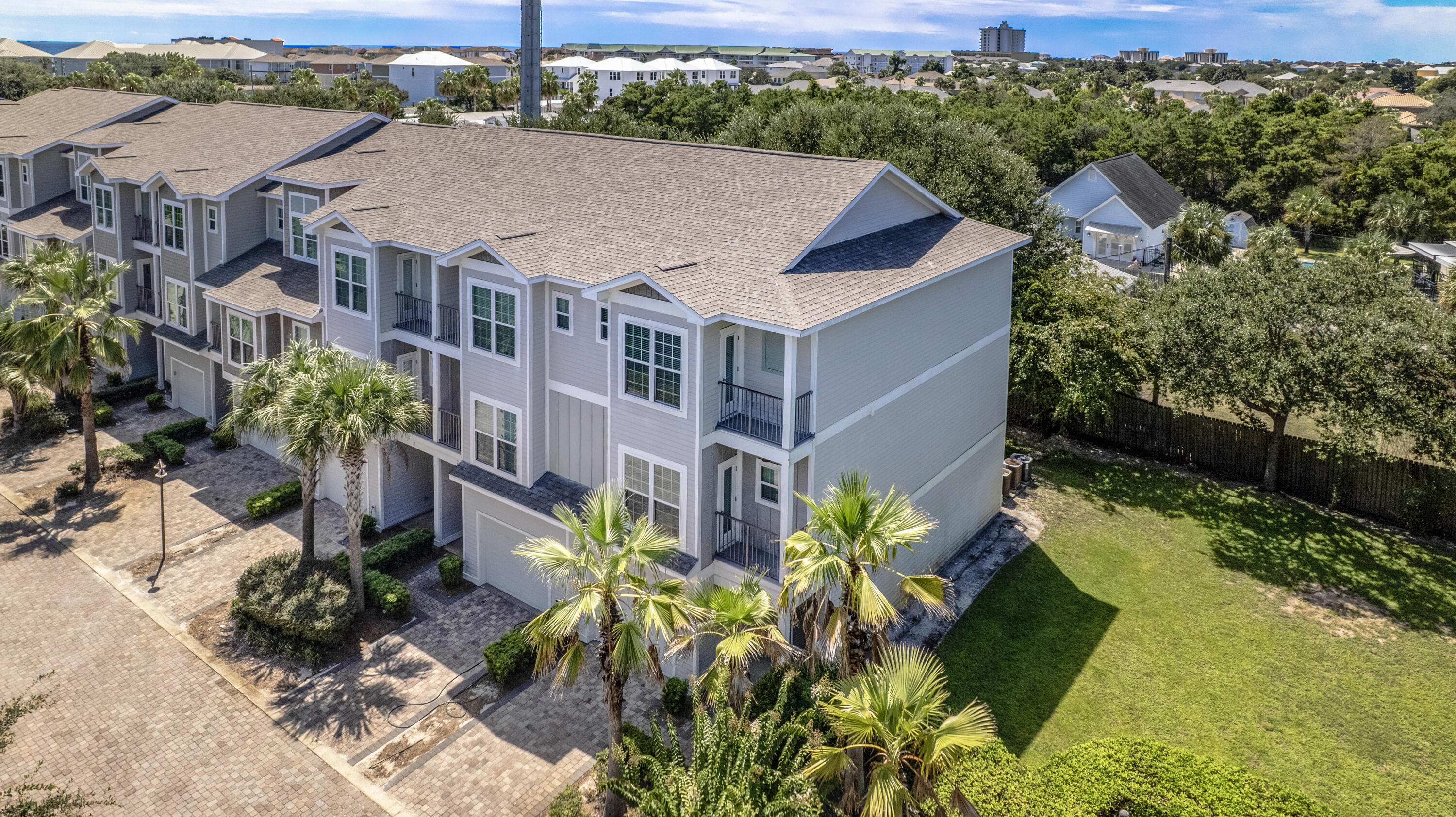 Driftwood Drive Townhomes - Residential